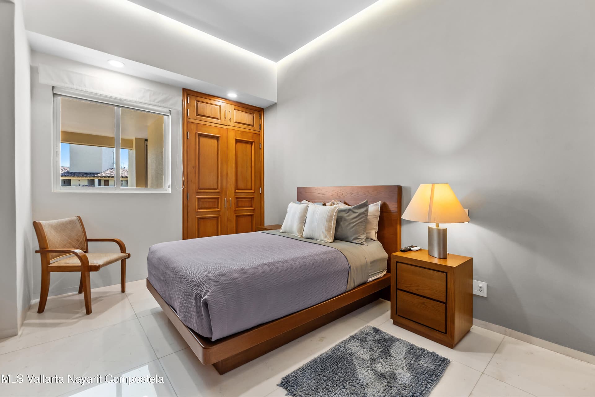 Bay View Grand 38