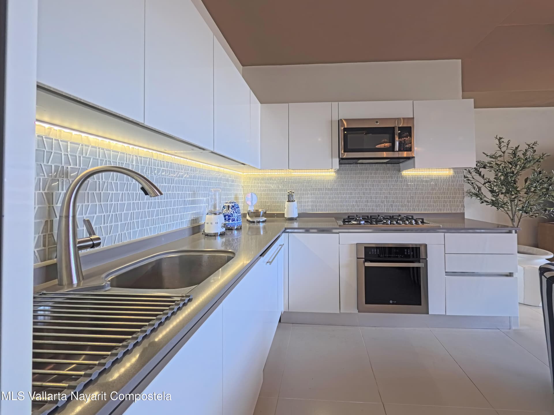 Loft 268 3