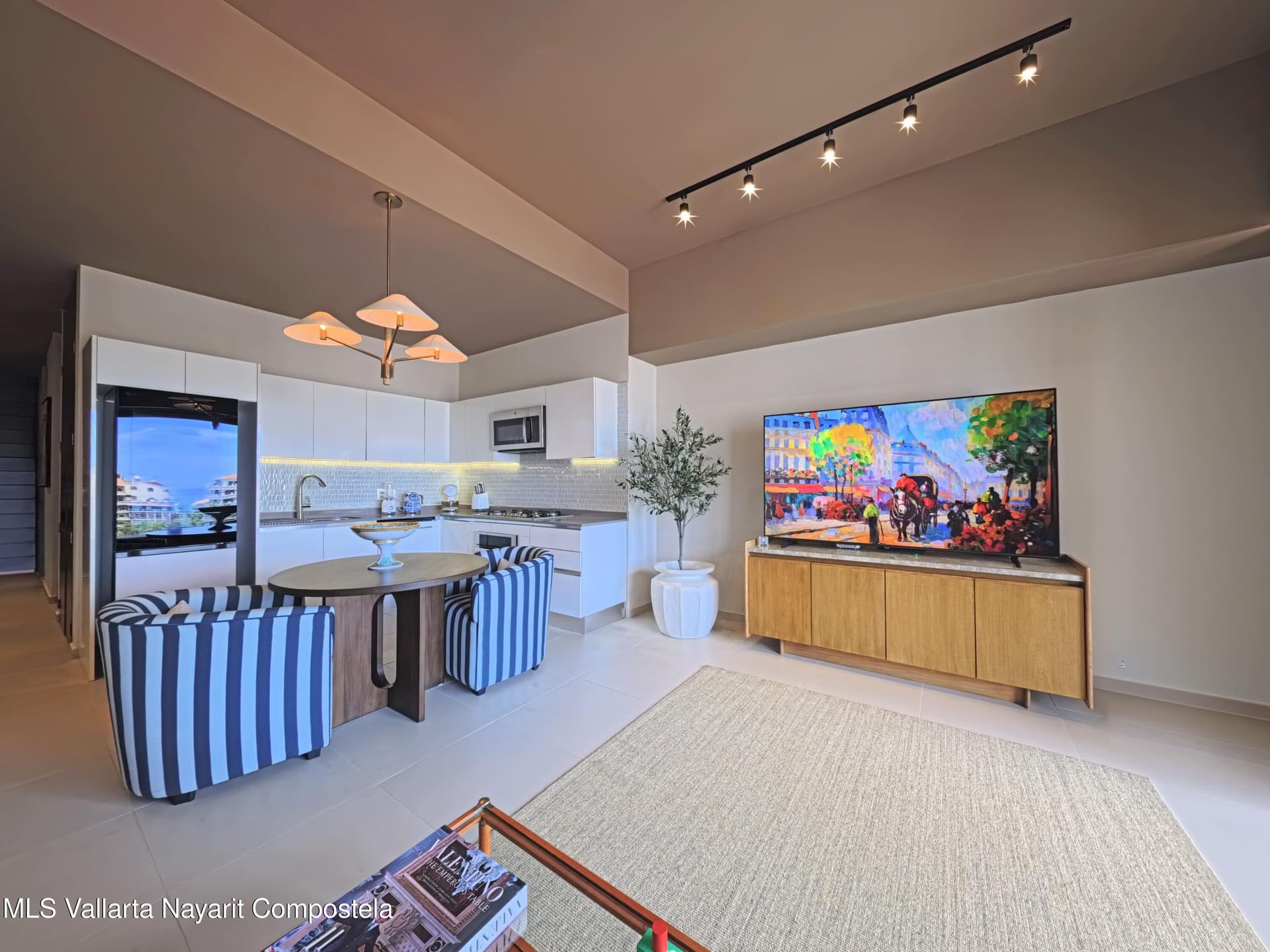 Loft 268 7