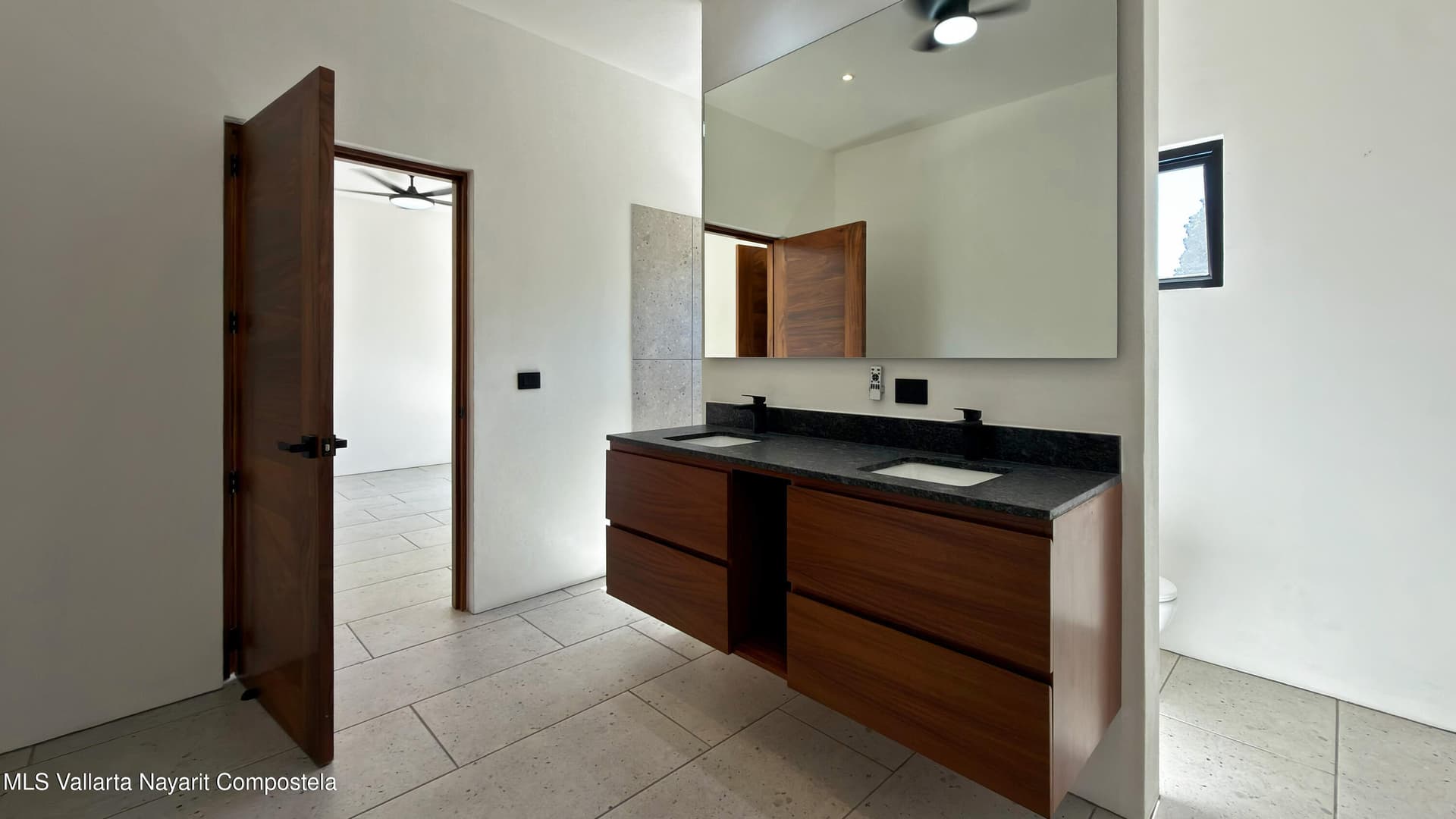 303 Paseo del Salmon 26
