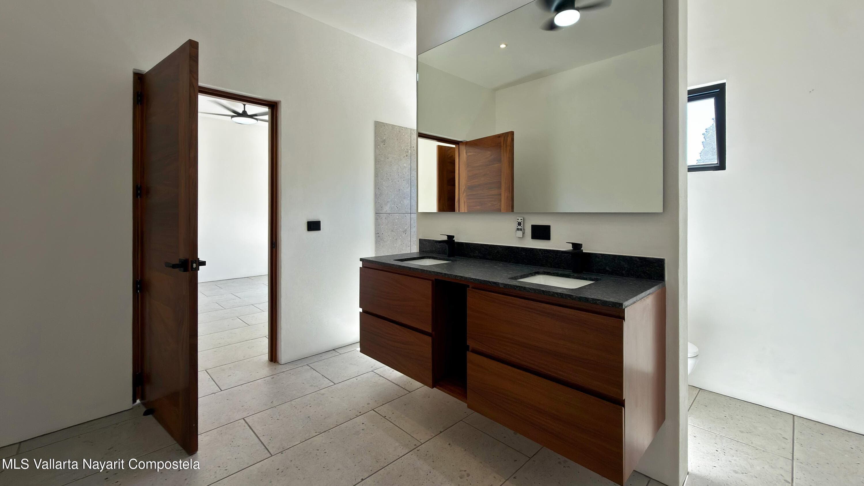 303 Paseo del Salmon 26