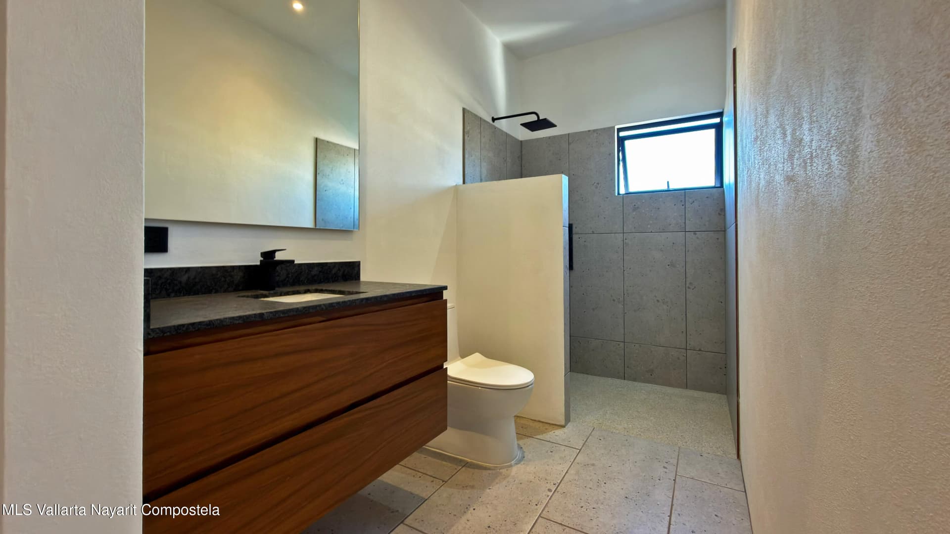 303 Paseo del Salmon 31