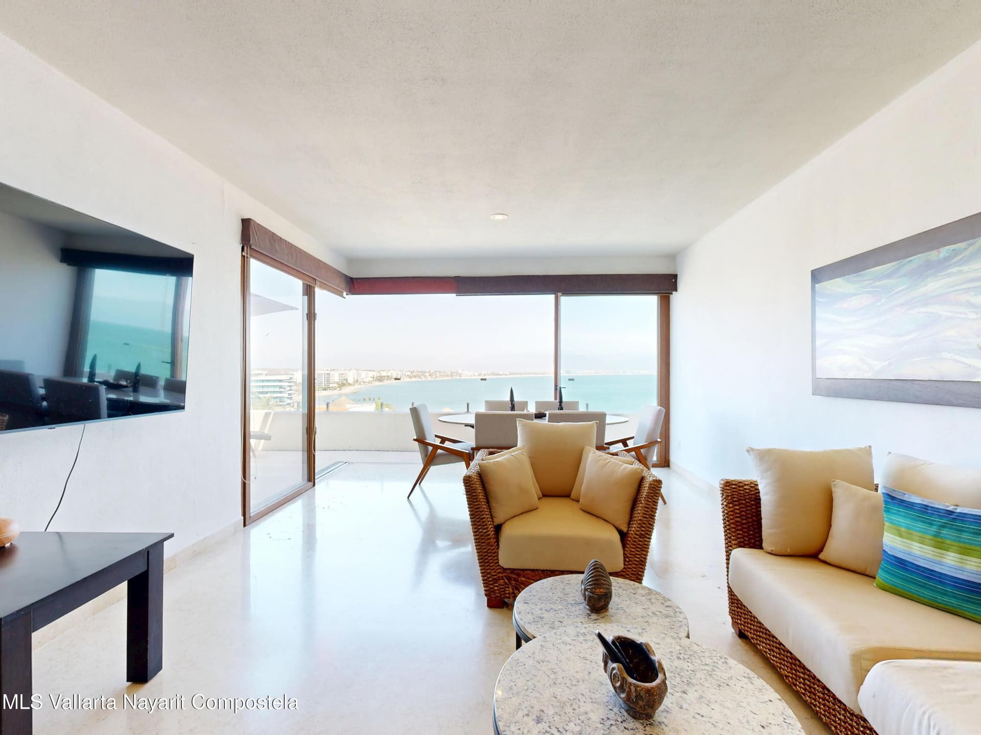 Punta Esmeralda 14