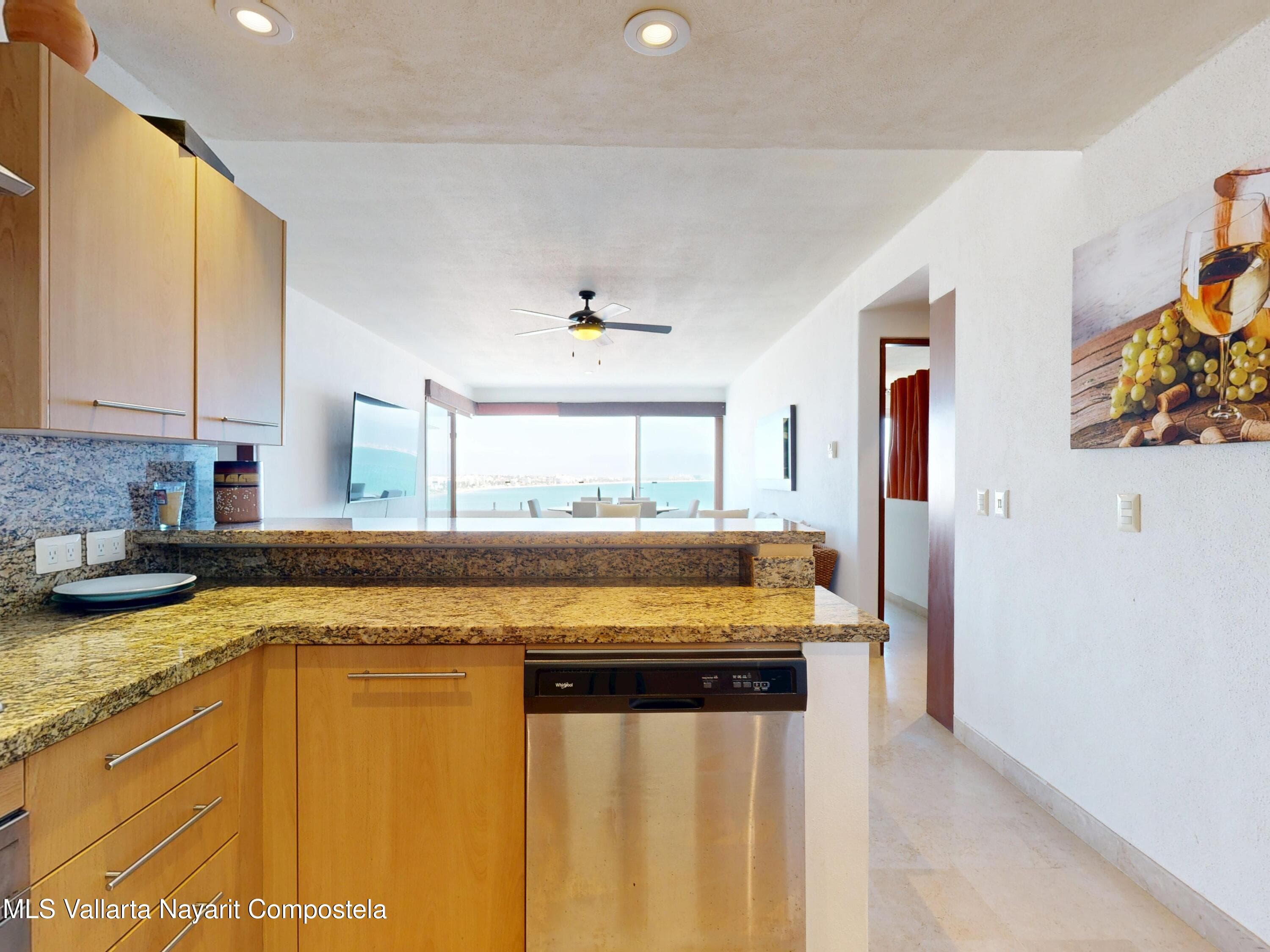 Punta Esmeralda 38