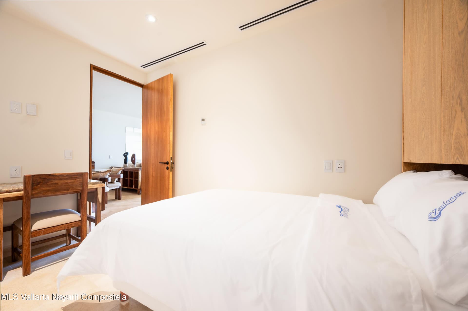 Zantamar 27