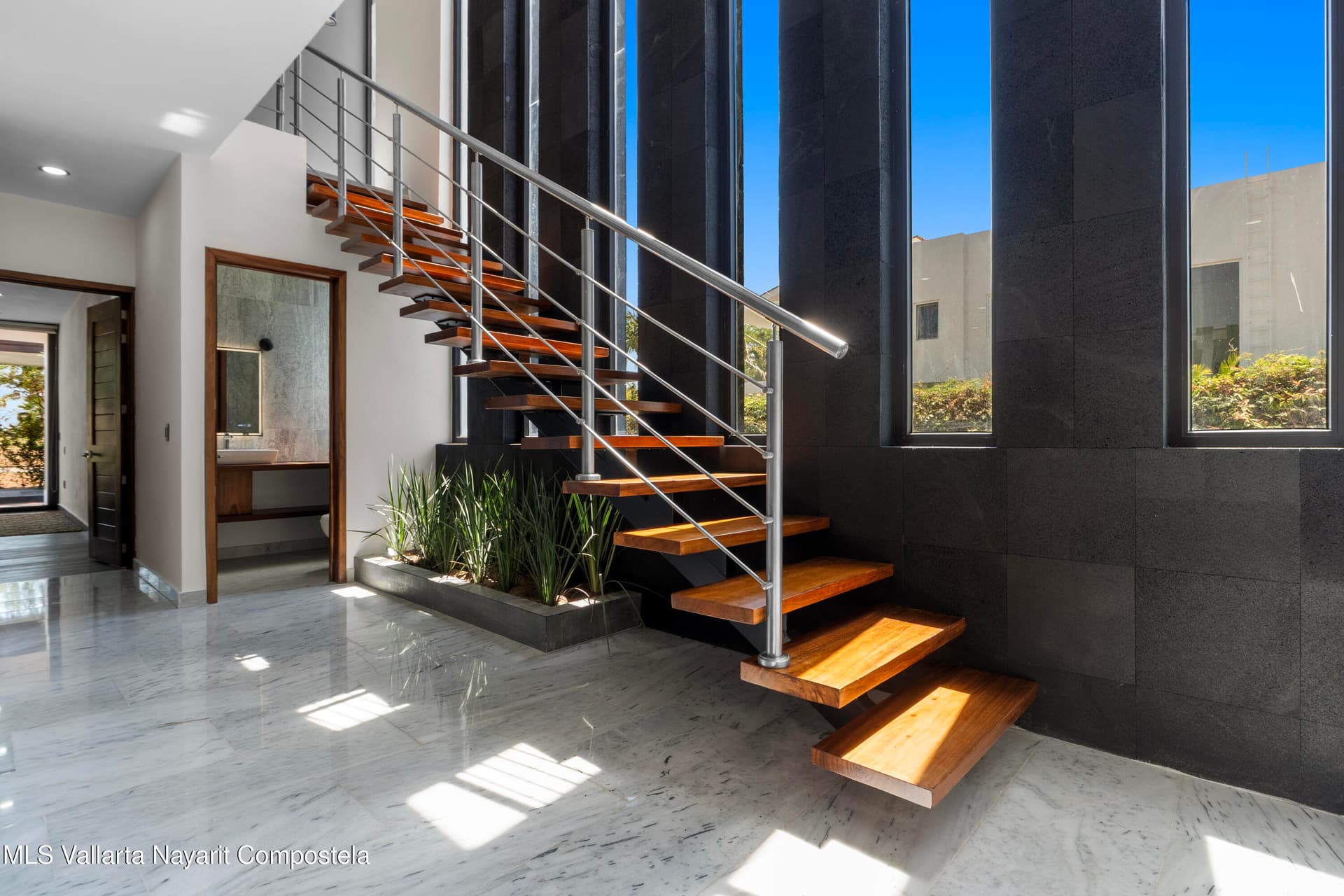 22 Paseo de los Lagos 20