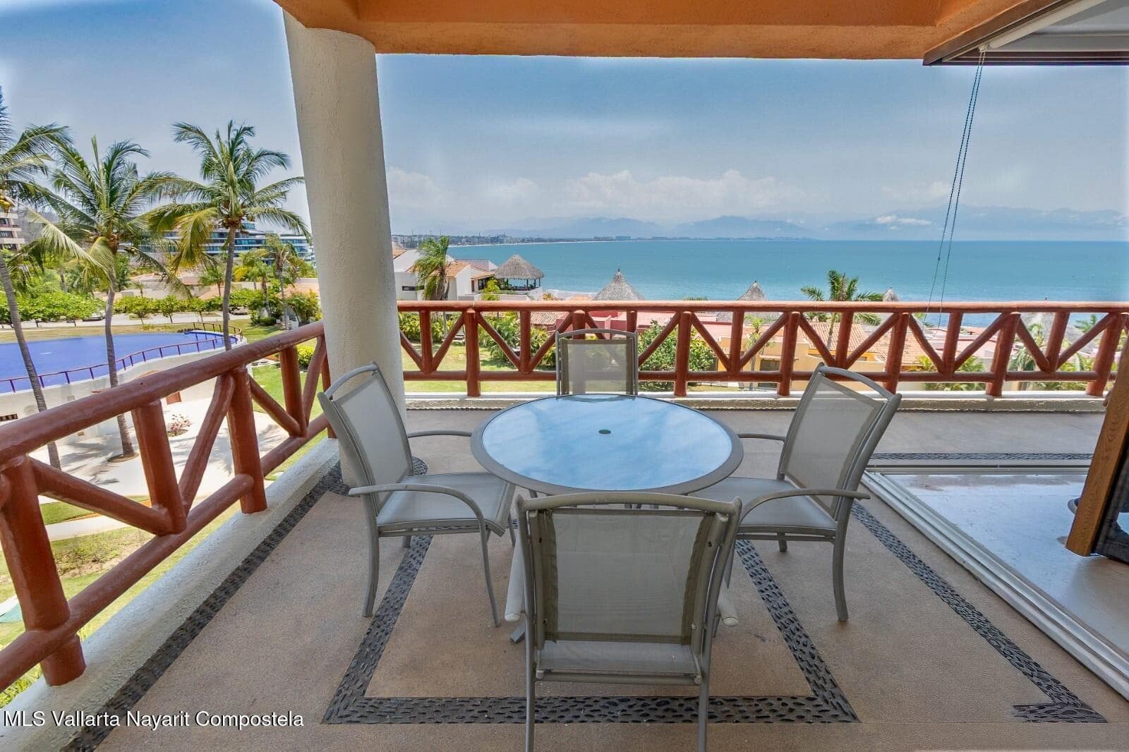 Punta Esmeralda 5