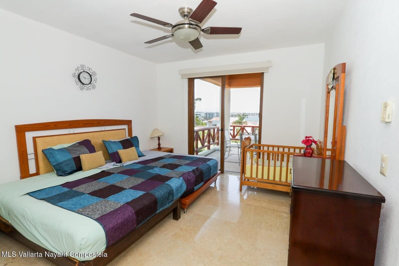 Punta Esmeralda 11