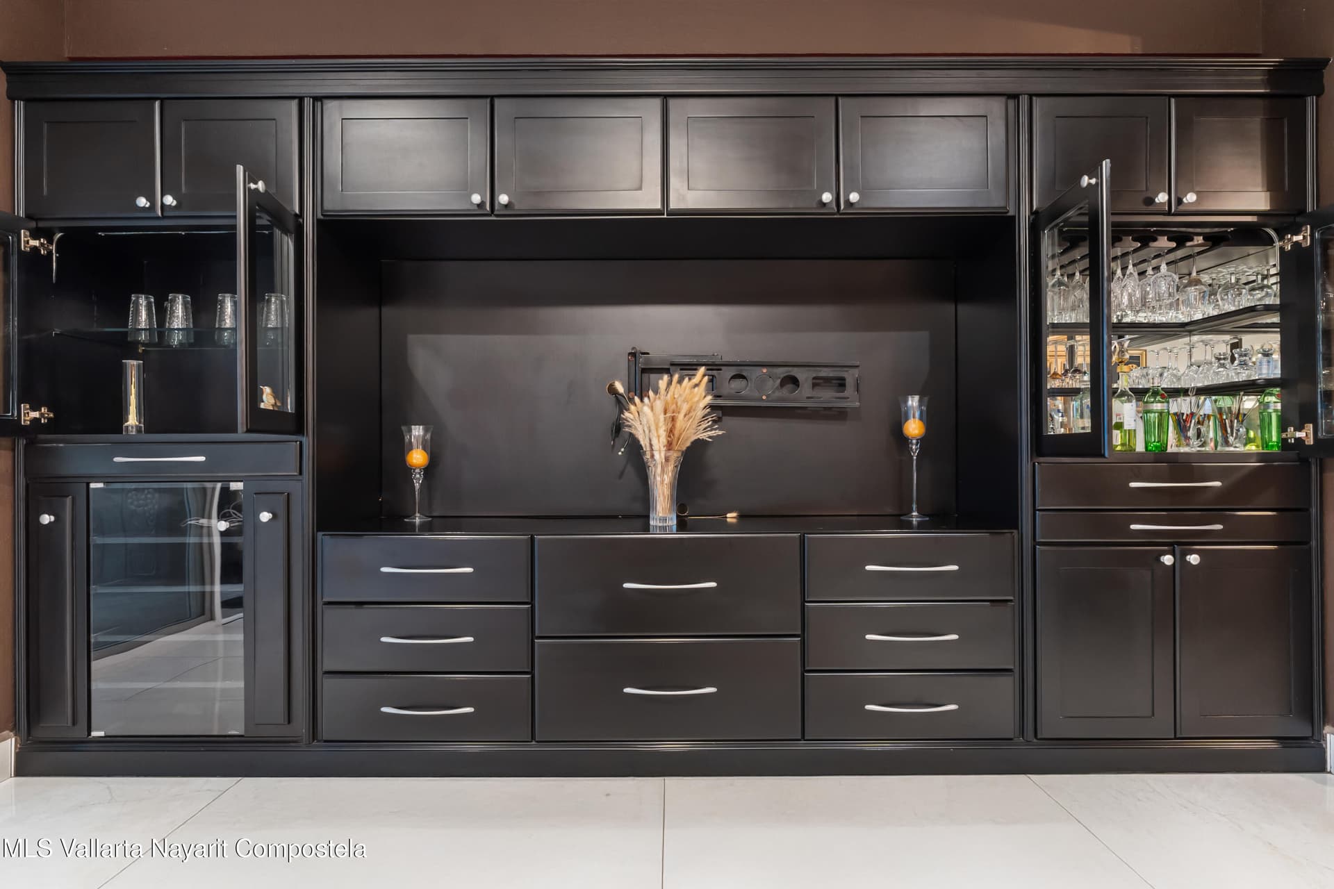 Bay View Grand 17