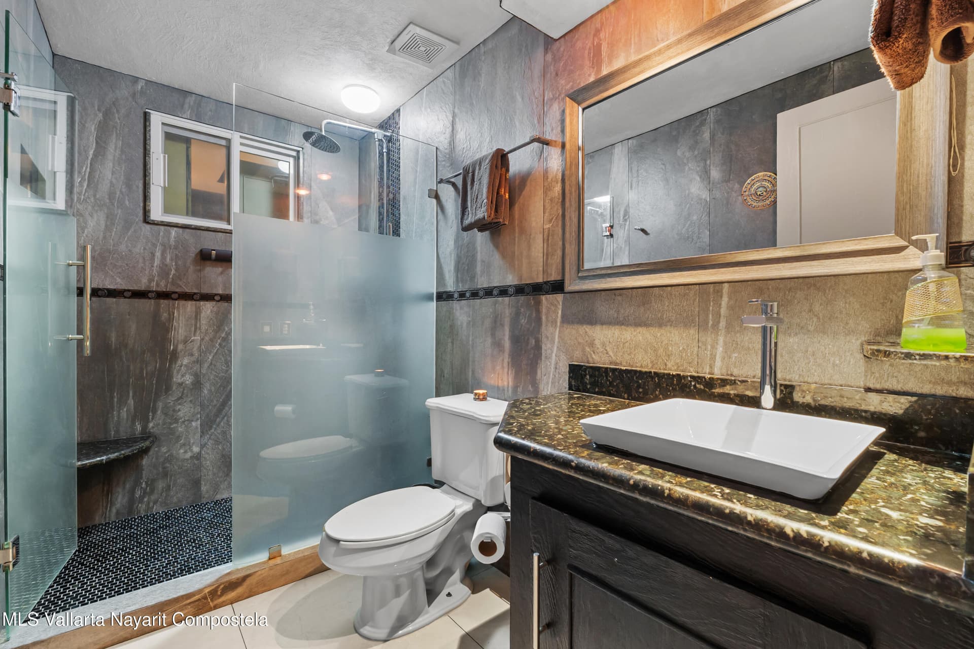 Bay View Grand 30