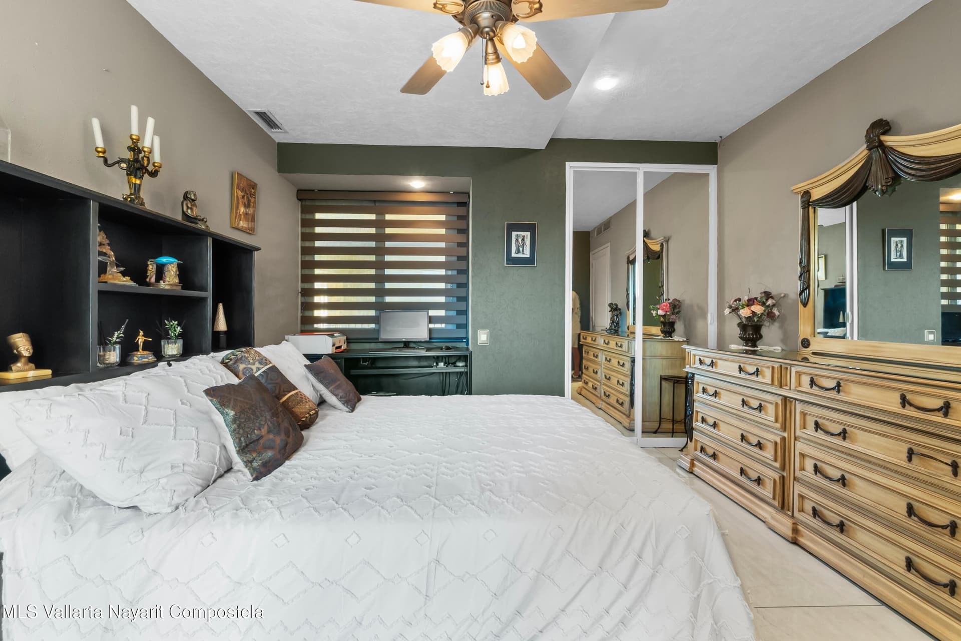 Bay View Grand 29