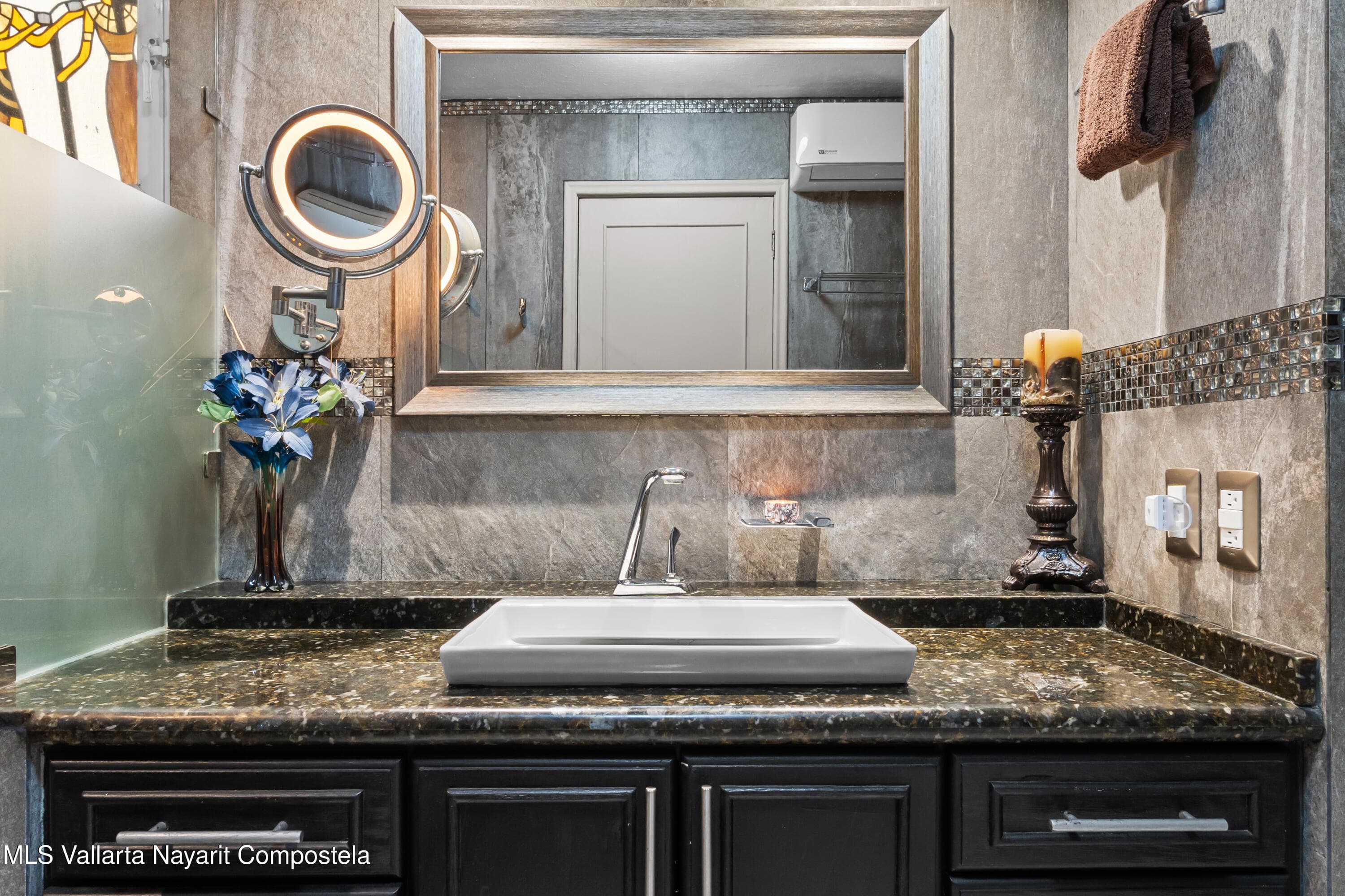 Bay View Grand 23