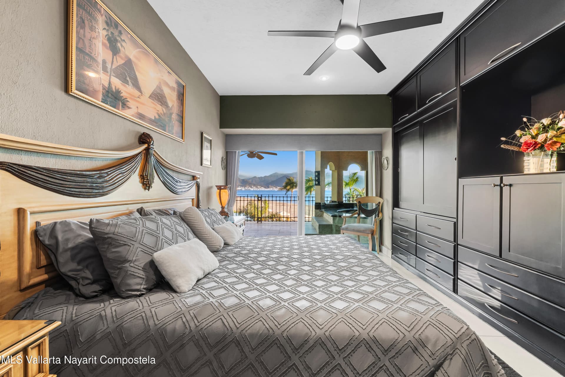 Bay View Grand 20