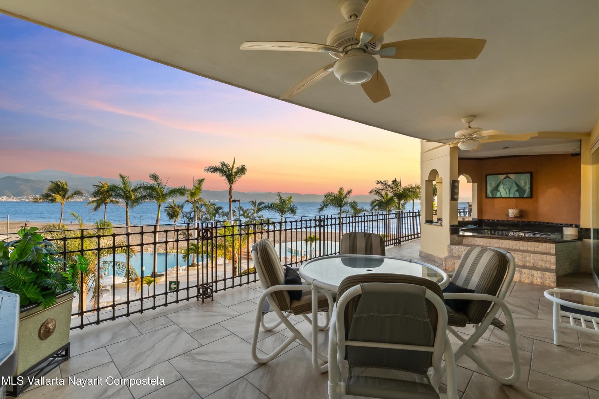 Bay View Grand 39