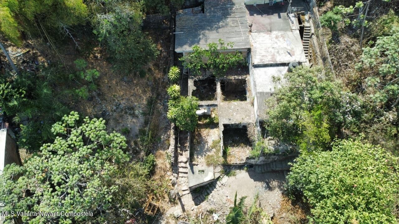 384 Costa rica 12