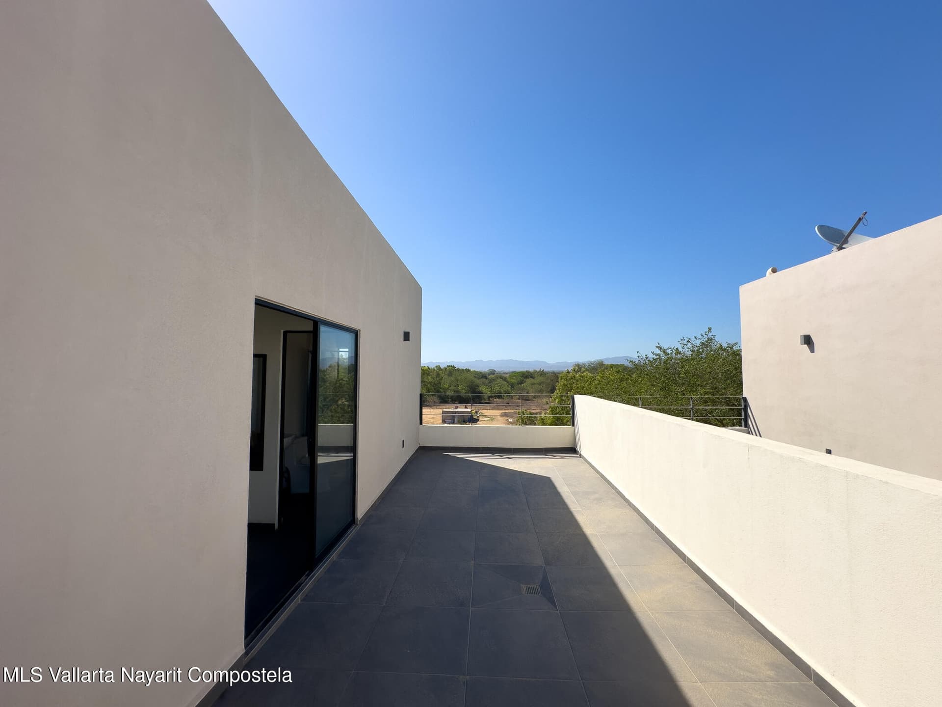 305 Paseo Foresta 15