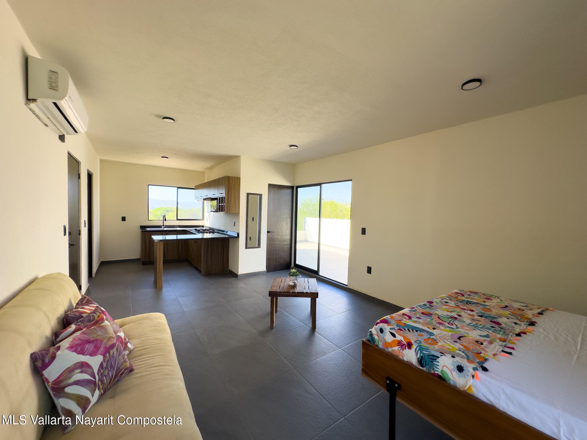 305 Paseo Foresta 5