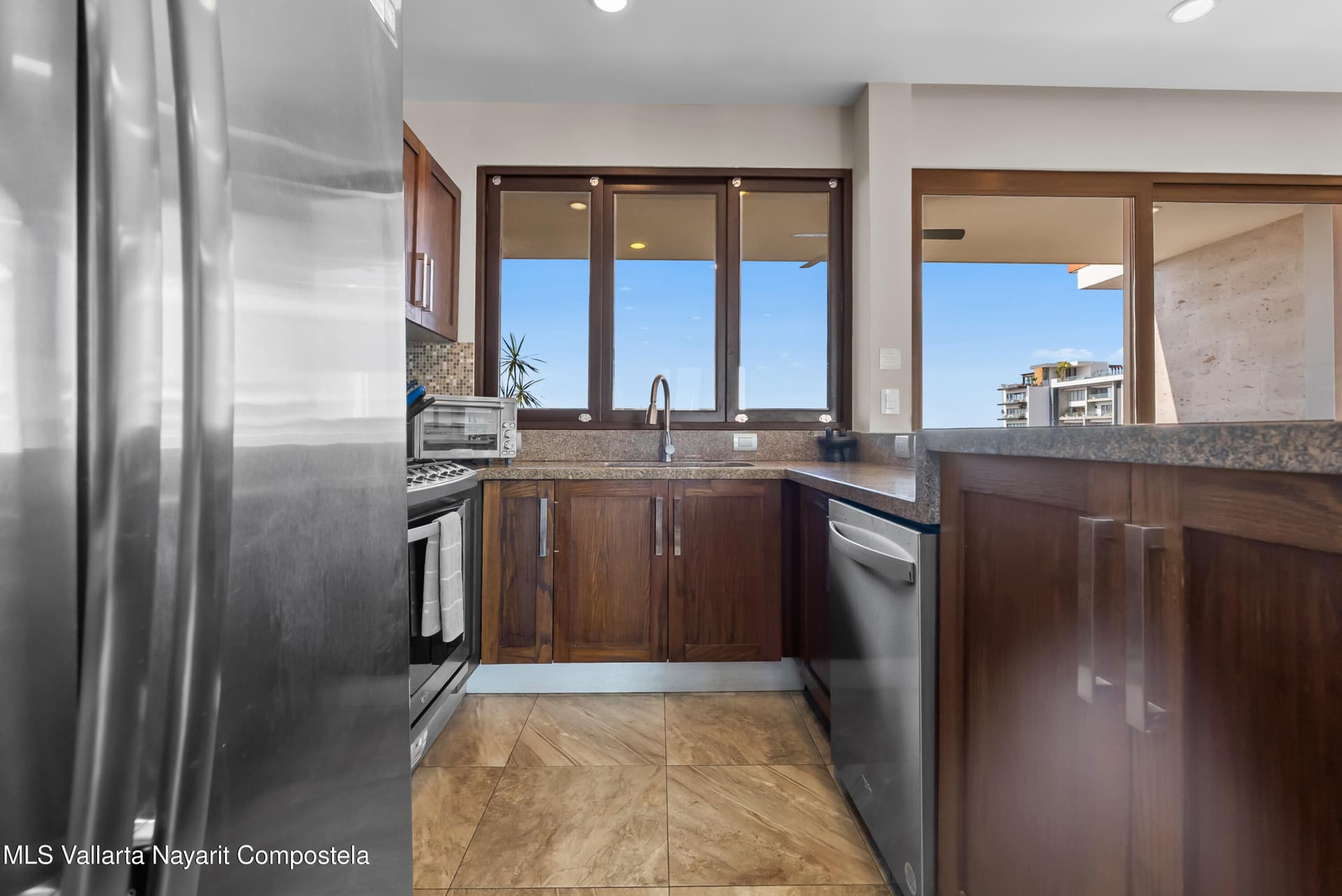 Residences by Pinnacle 6