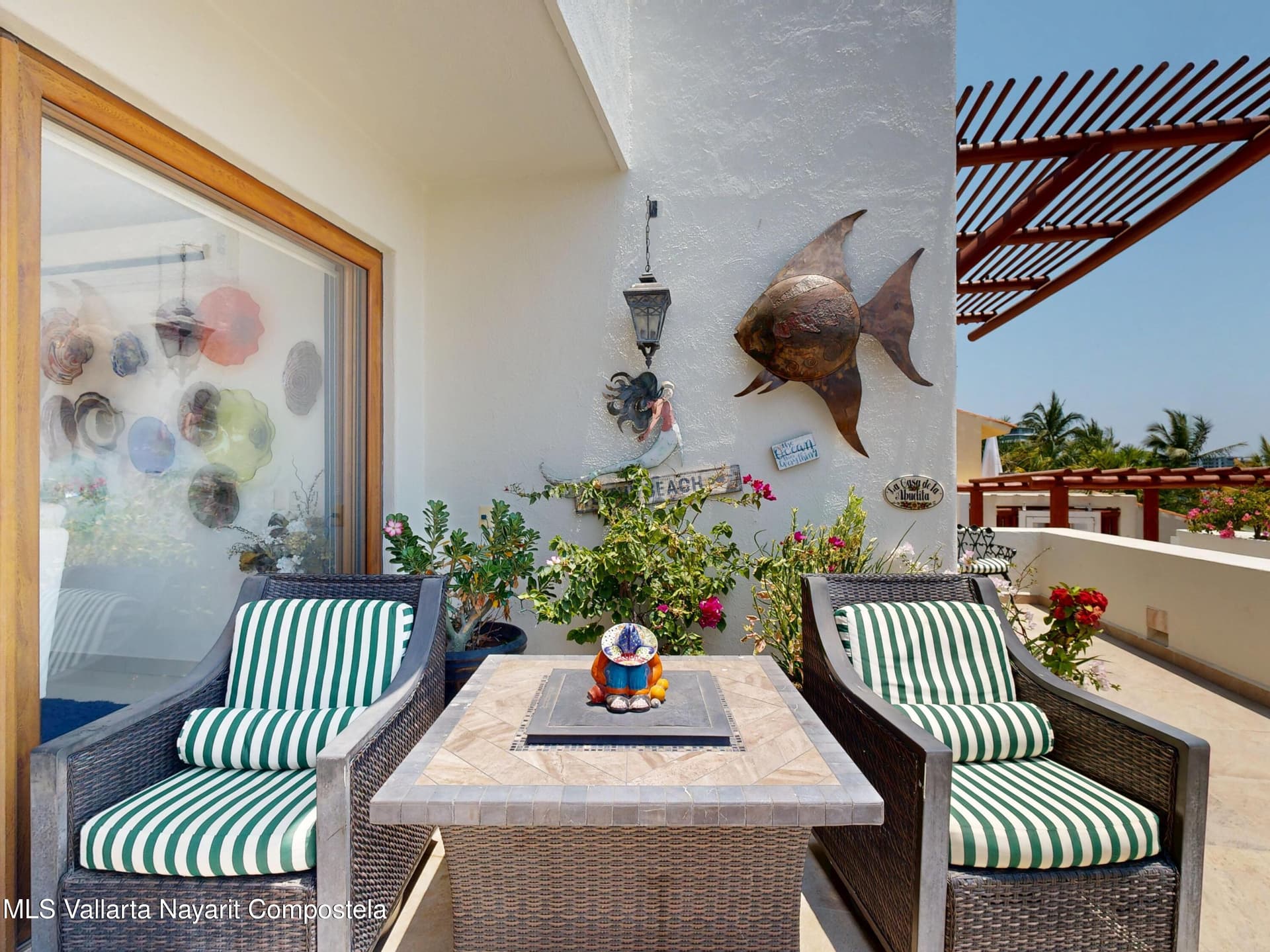 Punta Esmeralda 11