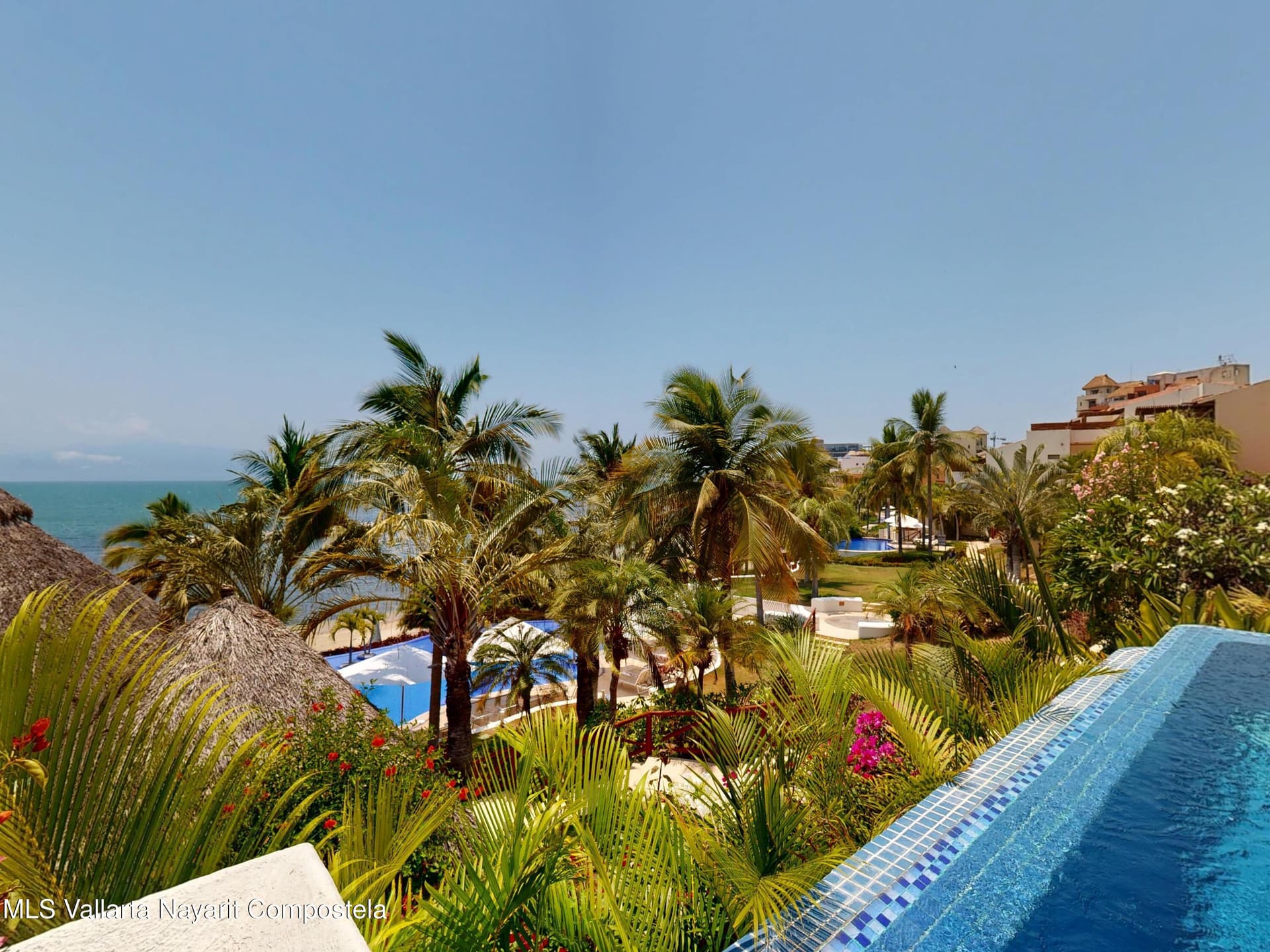 Punta Esmeralda 5