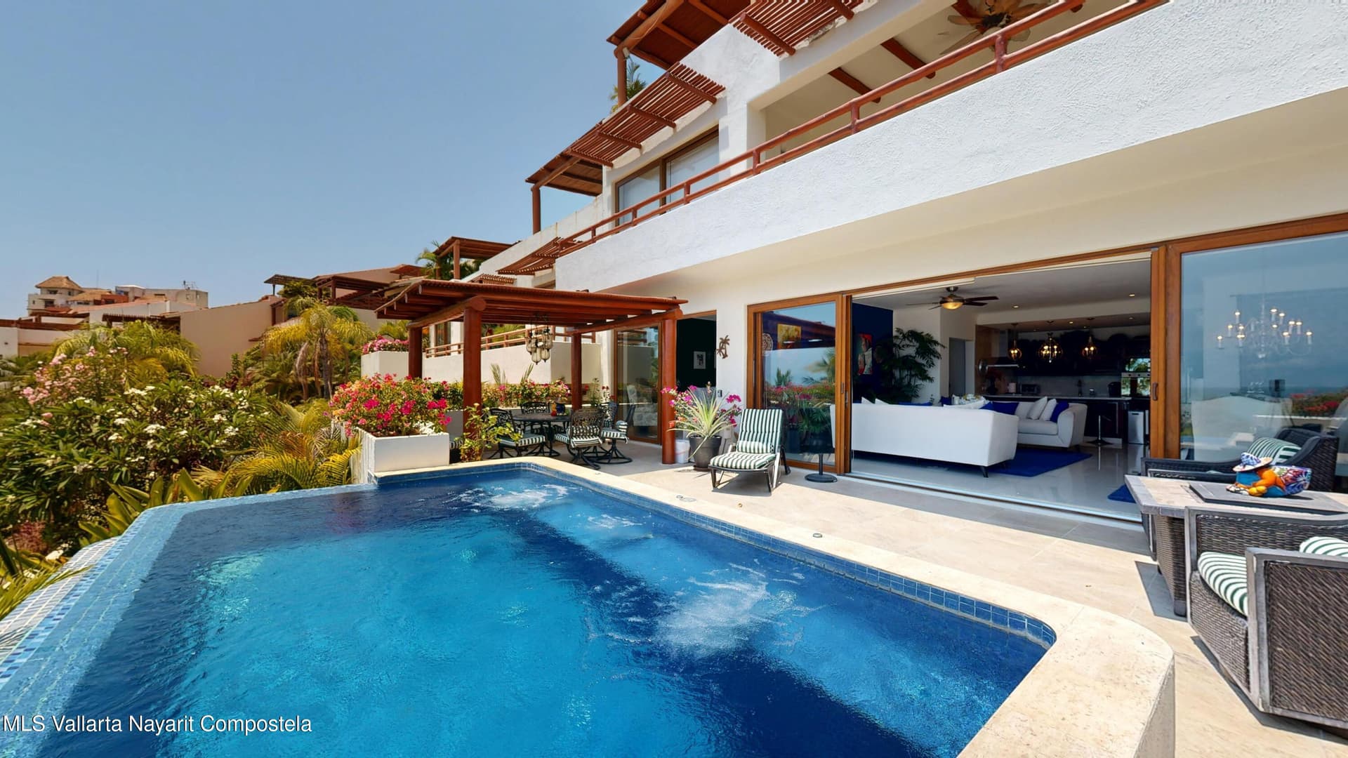 Punta Esmeralda 3