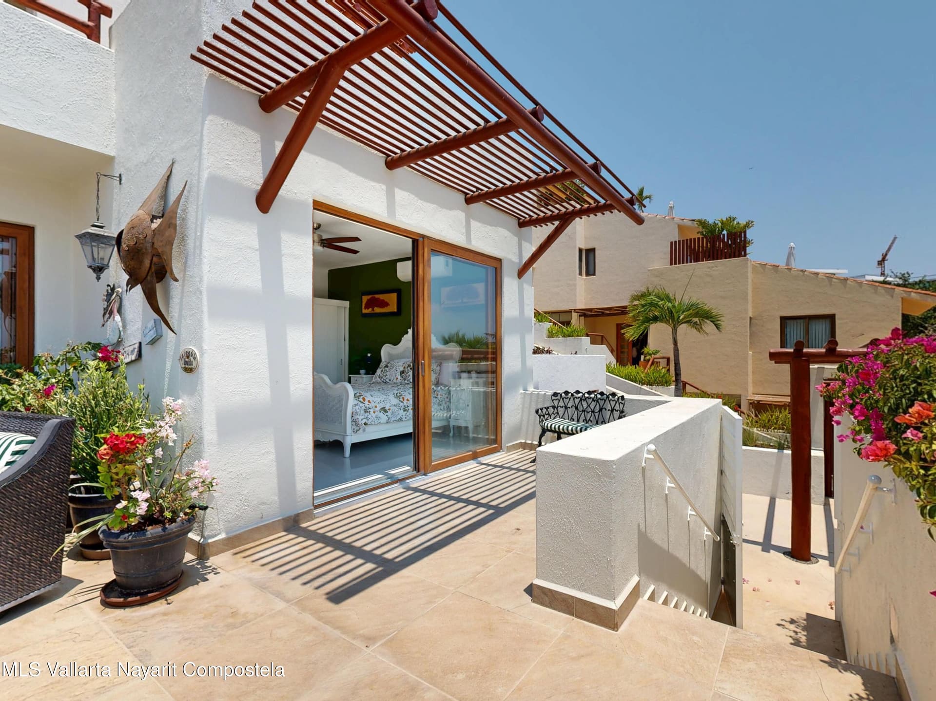 Punta Esmeralda 14