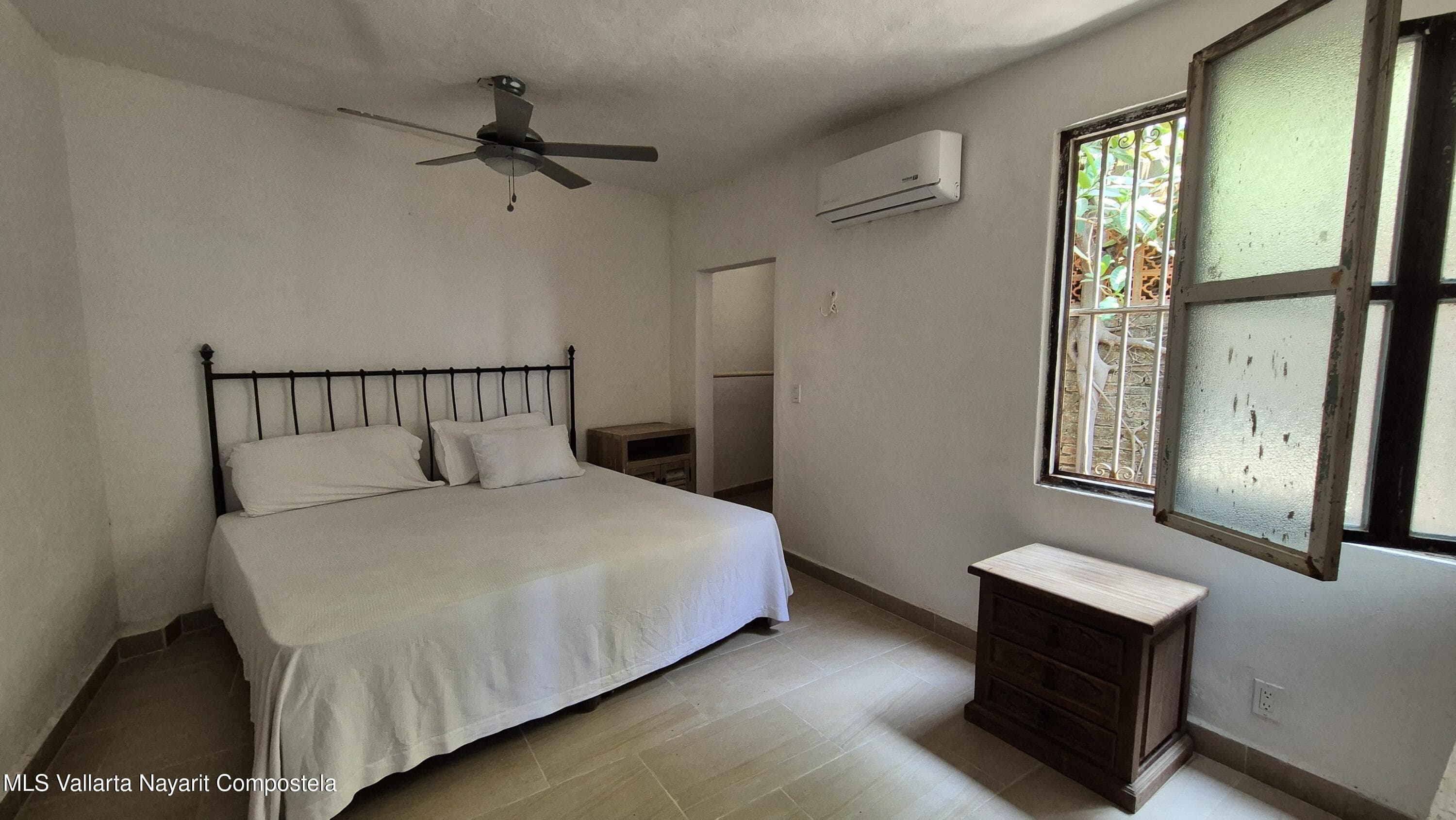 149 Privada Del Bosque 35