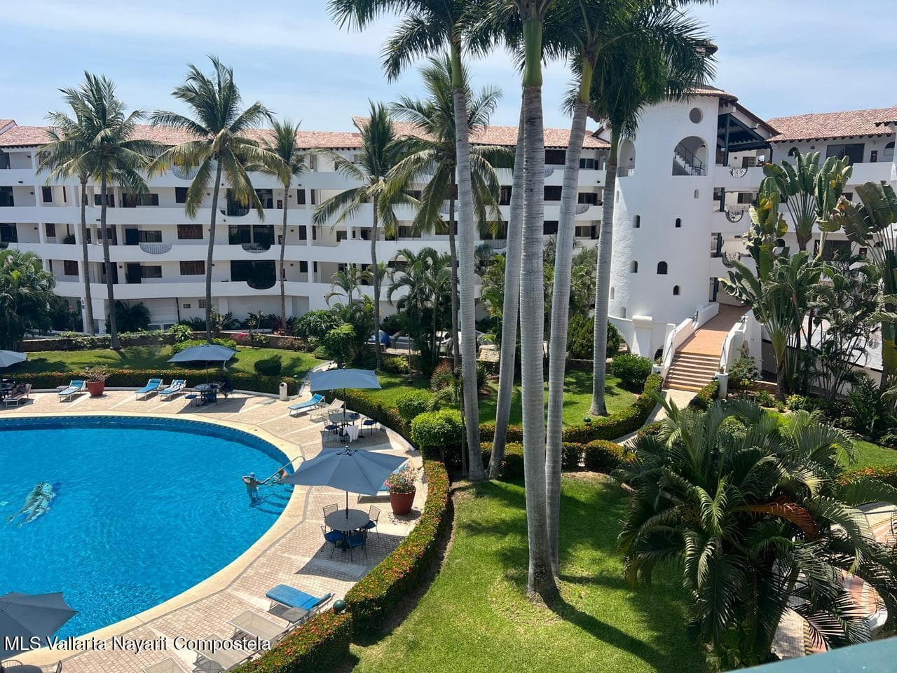 Royal Pacific Yacht Club 4