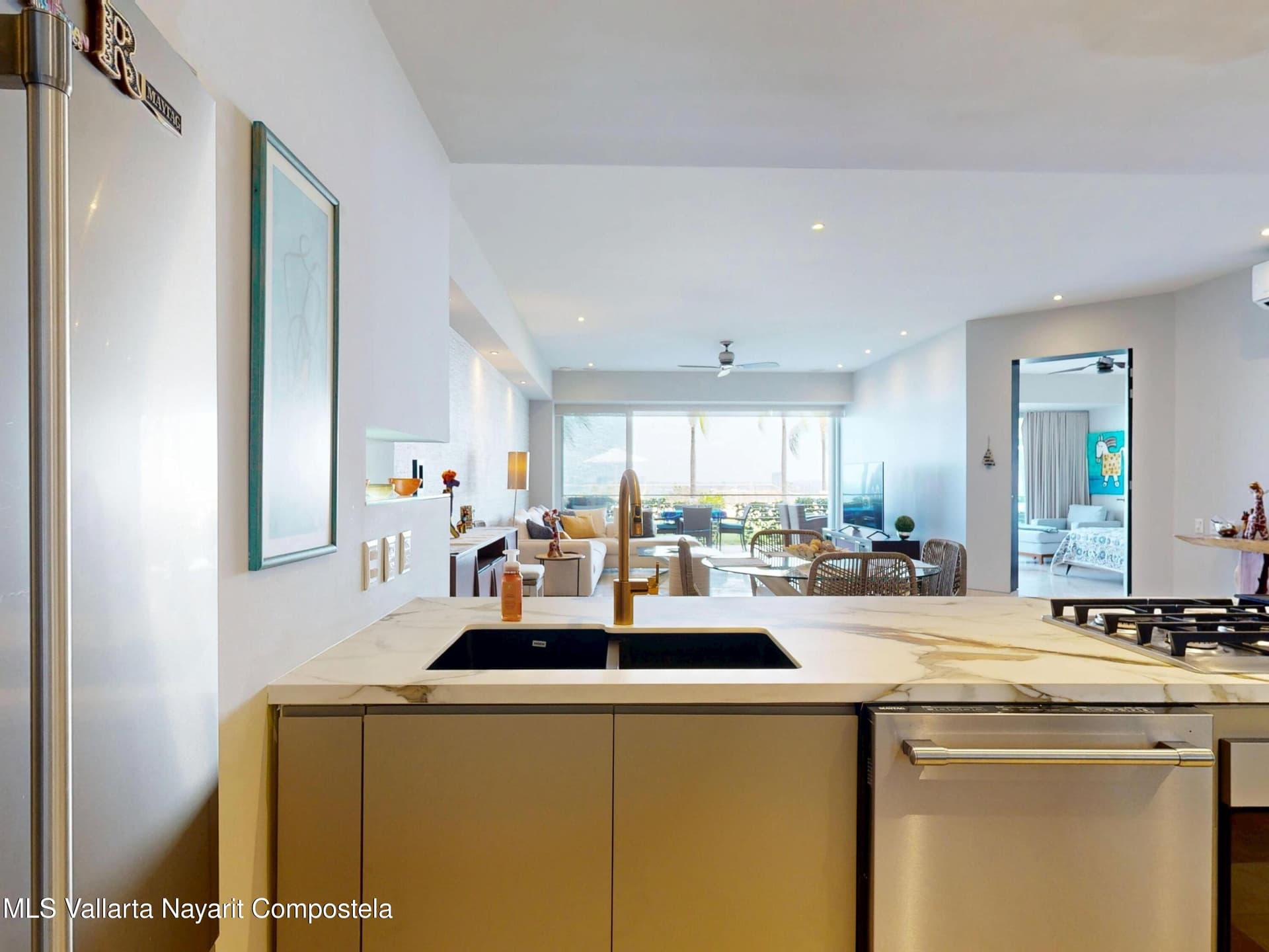 Paramount Bay 5