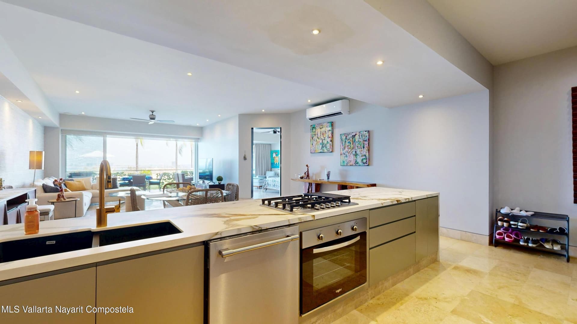 Paramount Bay 10