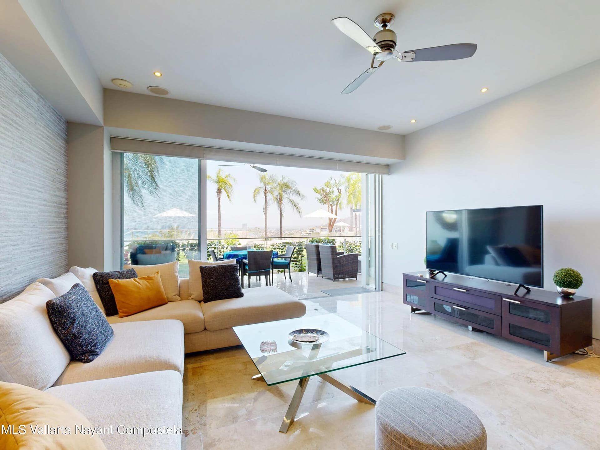 Paramount Bay 13