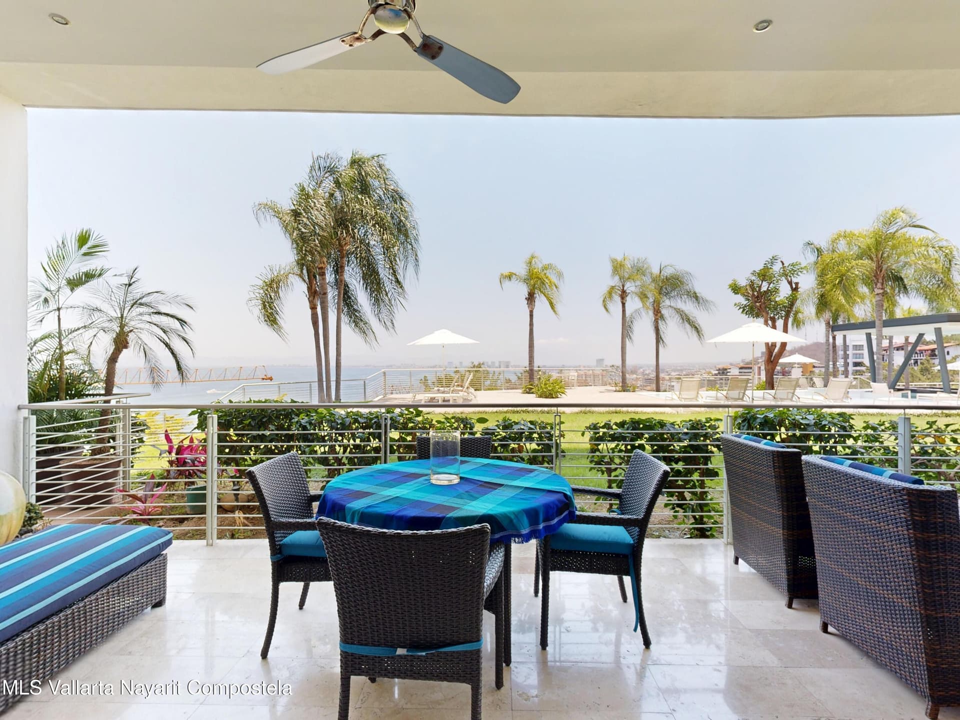 Paramount Bay 16