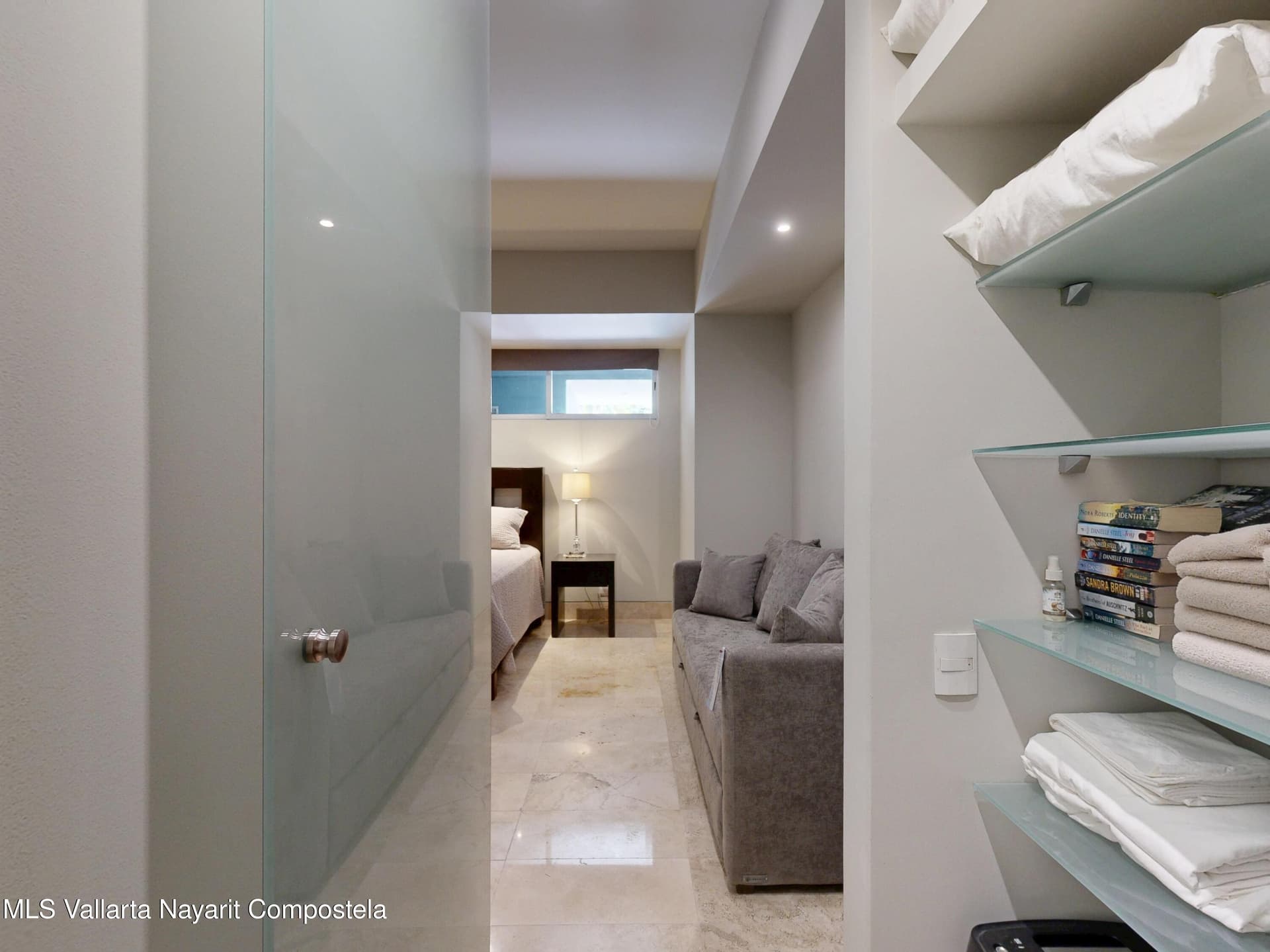 Paramount Bay 29