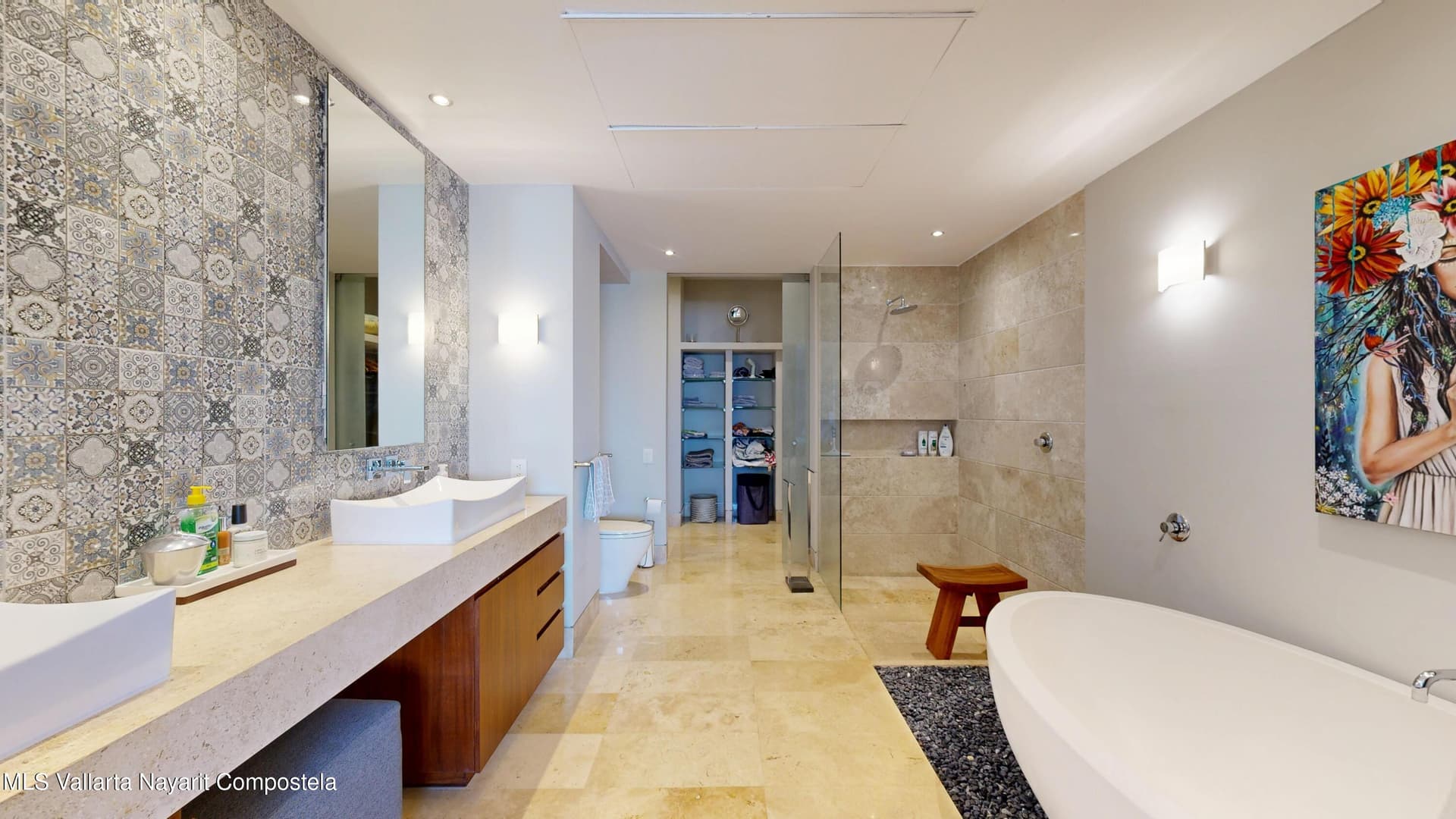 Paramount Bay 36