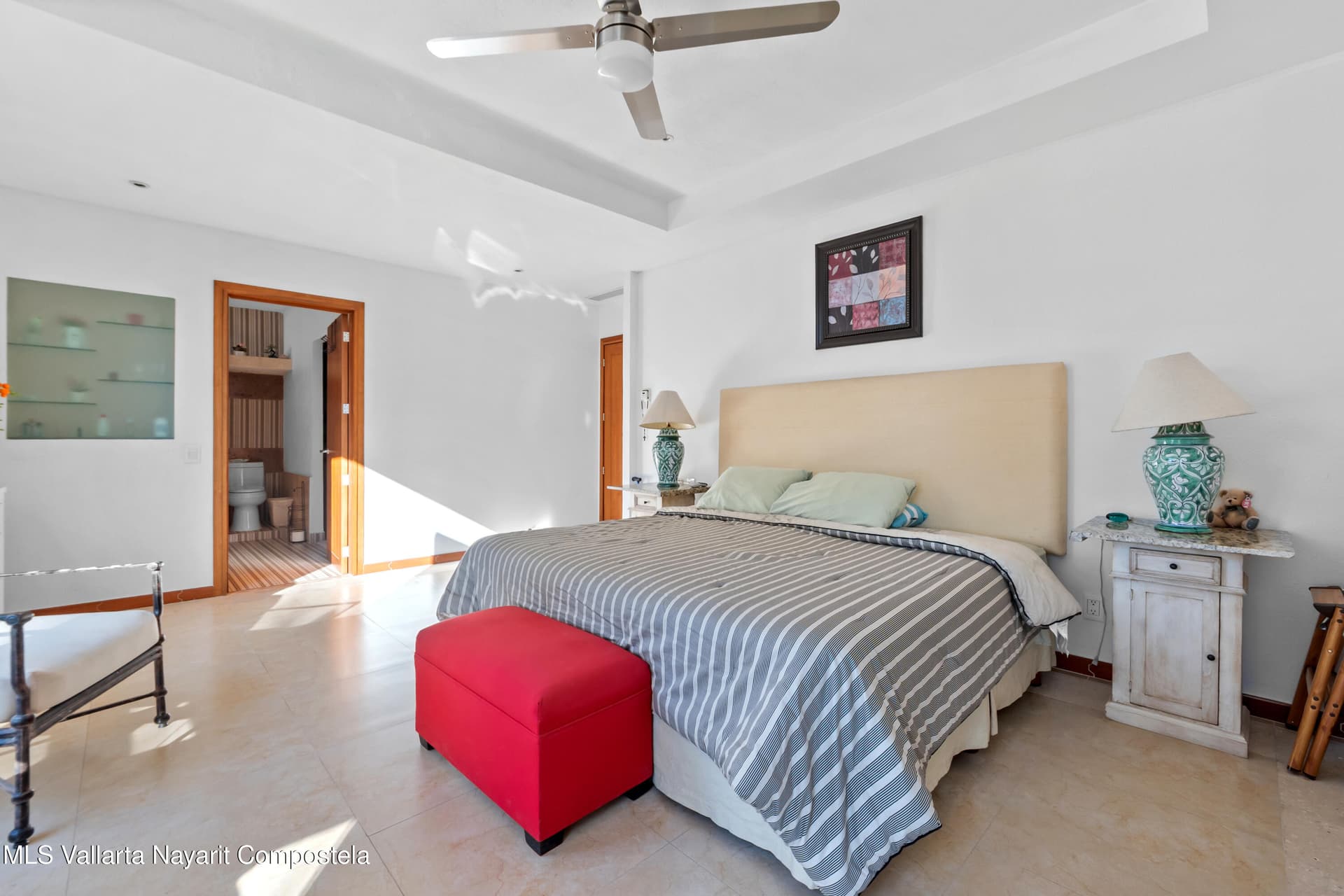 Grand Venetian 17