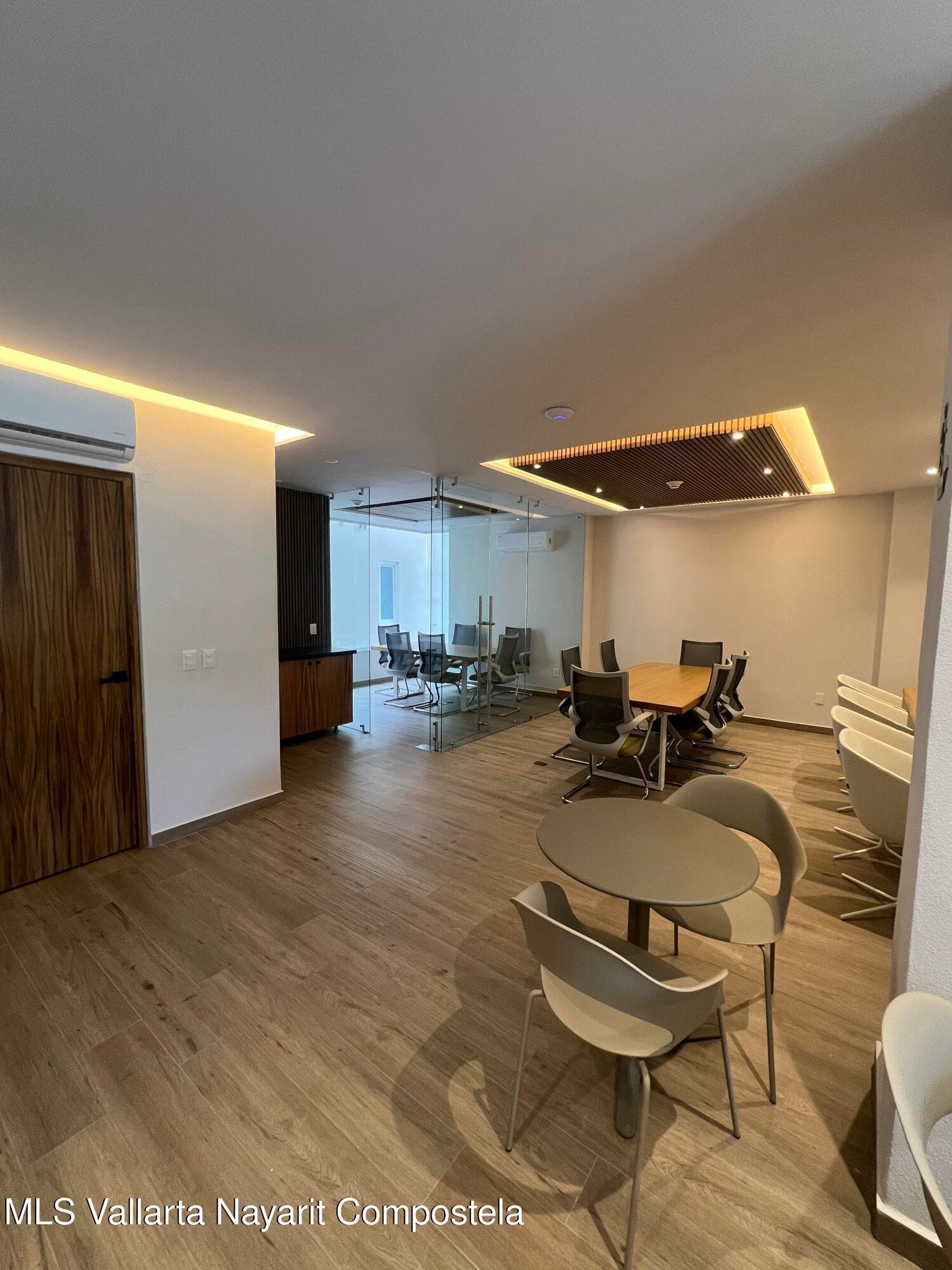 170 Francisco I.  Madero 14