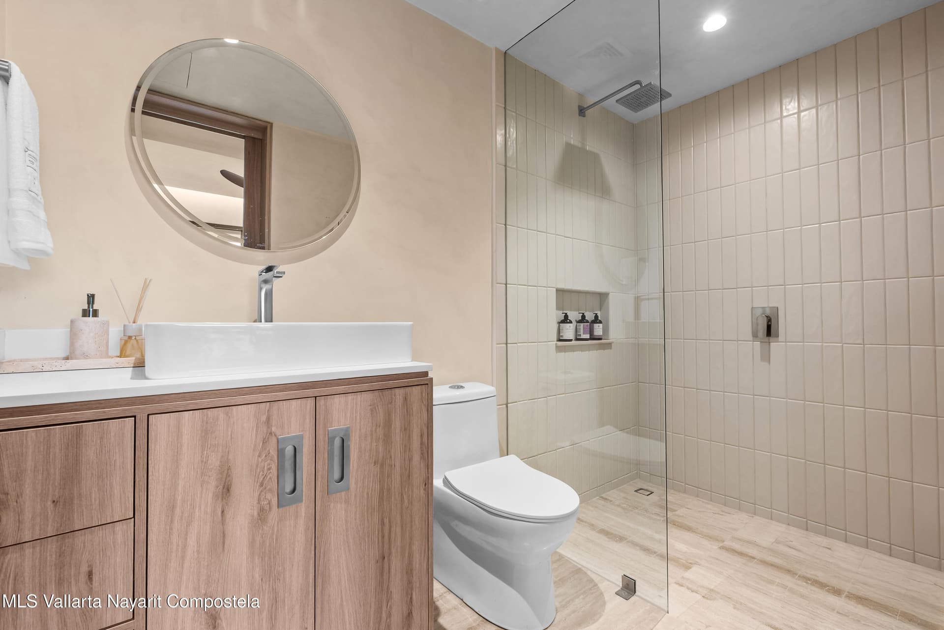 291 Paseo de las Garzas 18