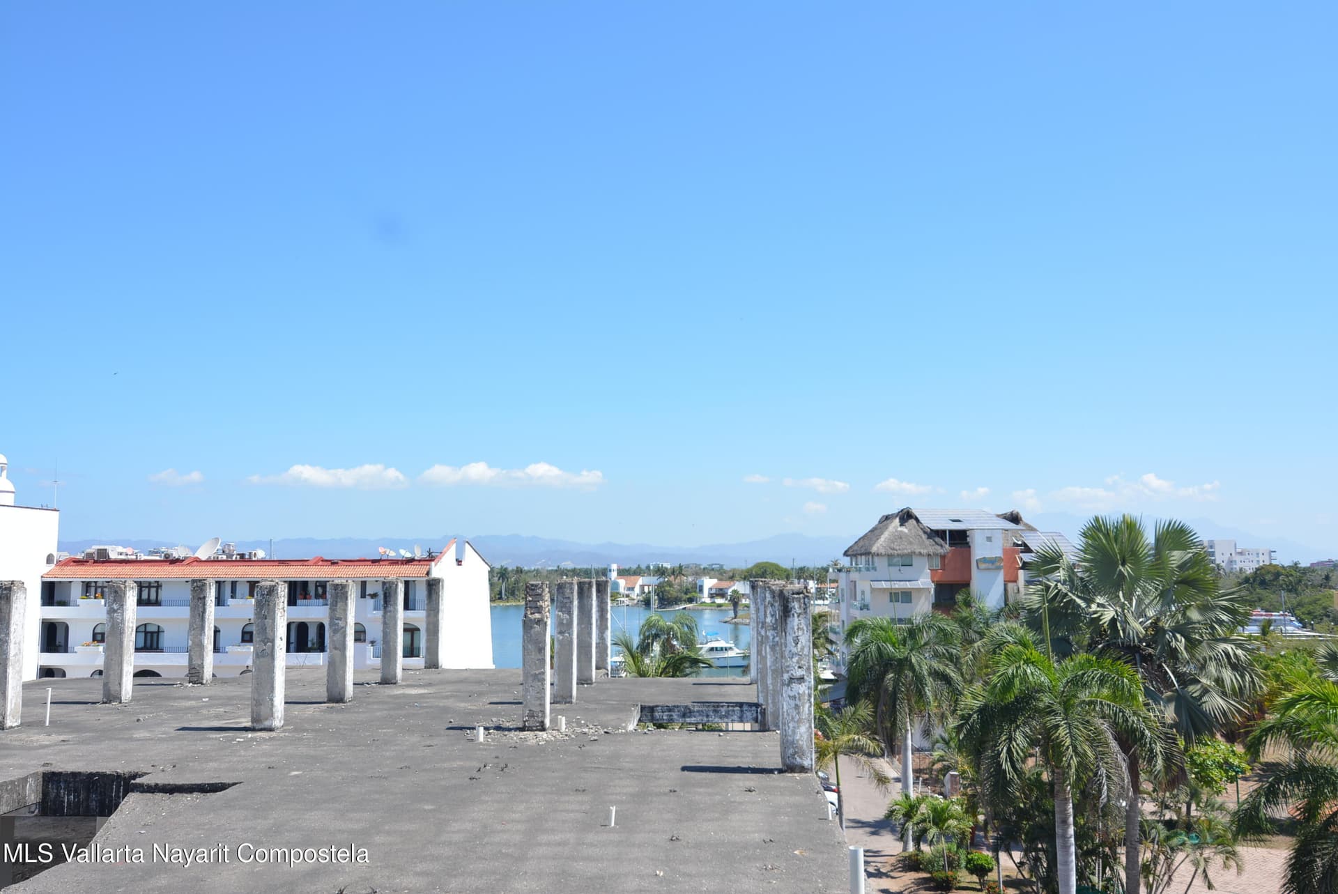 Marina Suites 21