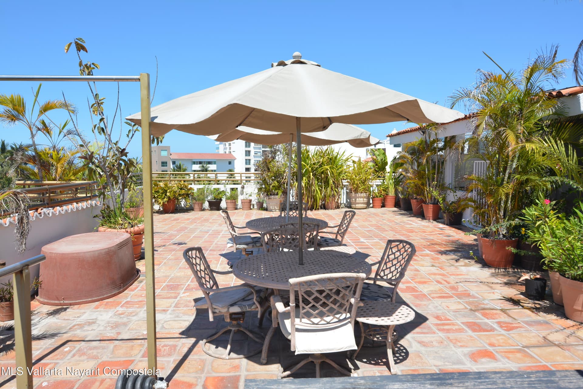 Marina Suites 29