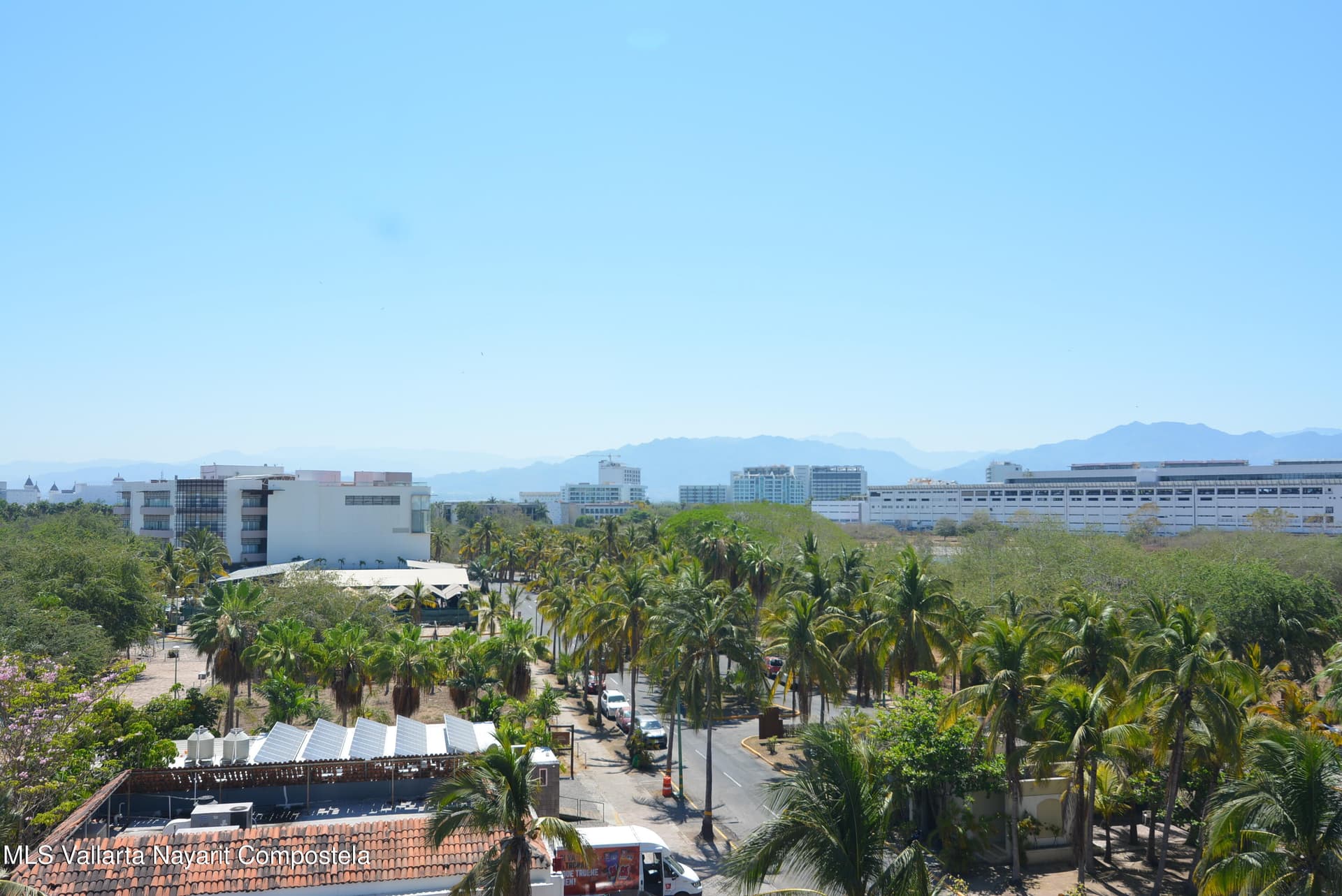 Marina Suites 32