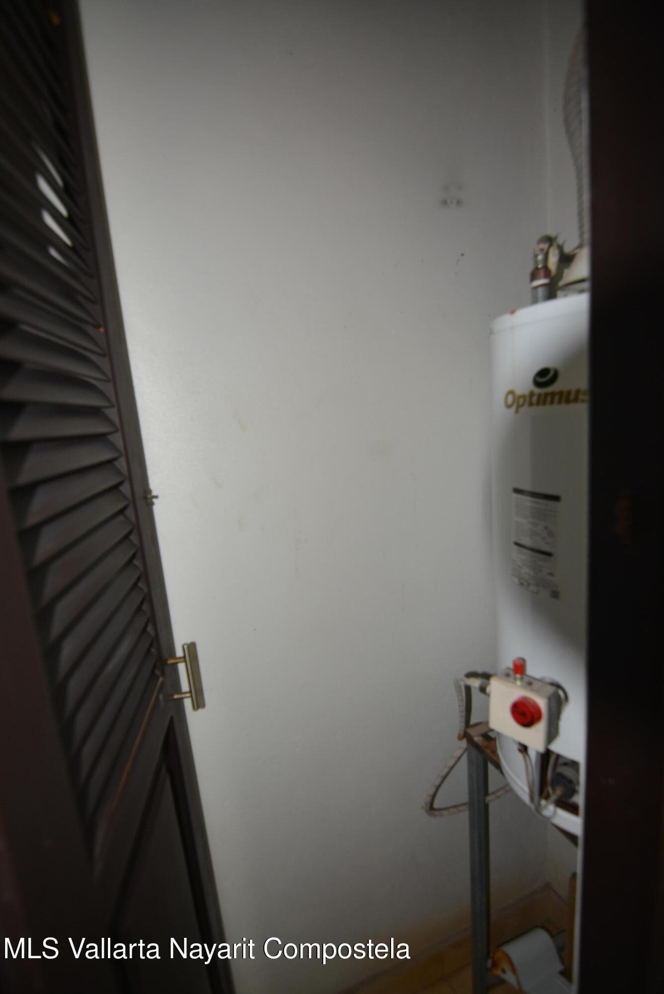 Marina Suites 14