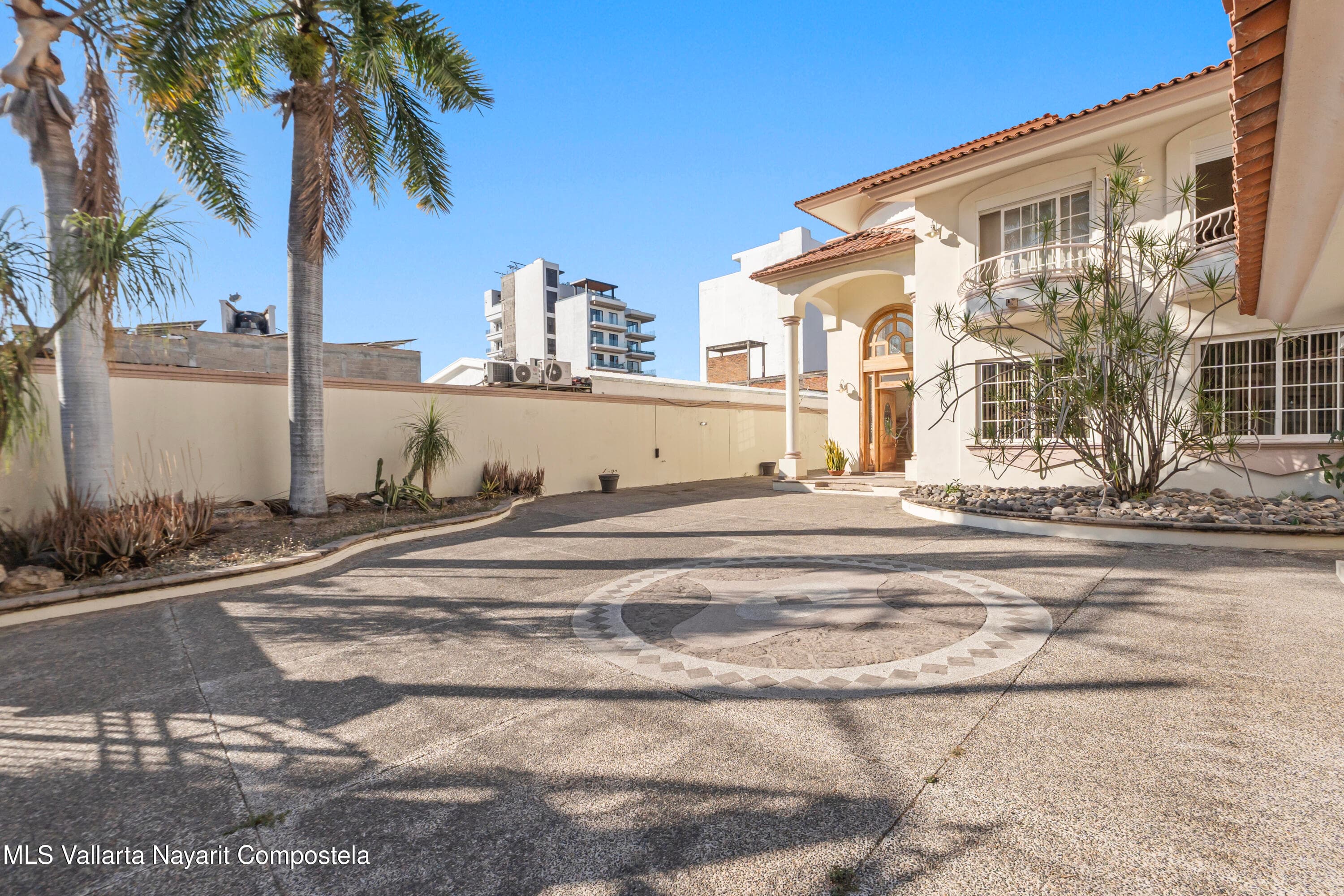 351 Palm Spring 2