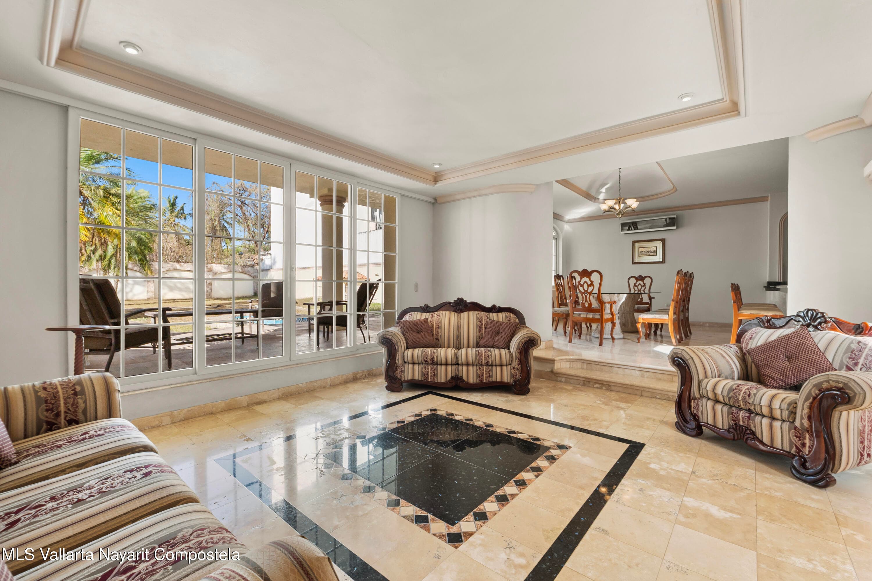351 Palm Spring 13