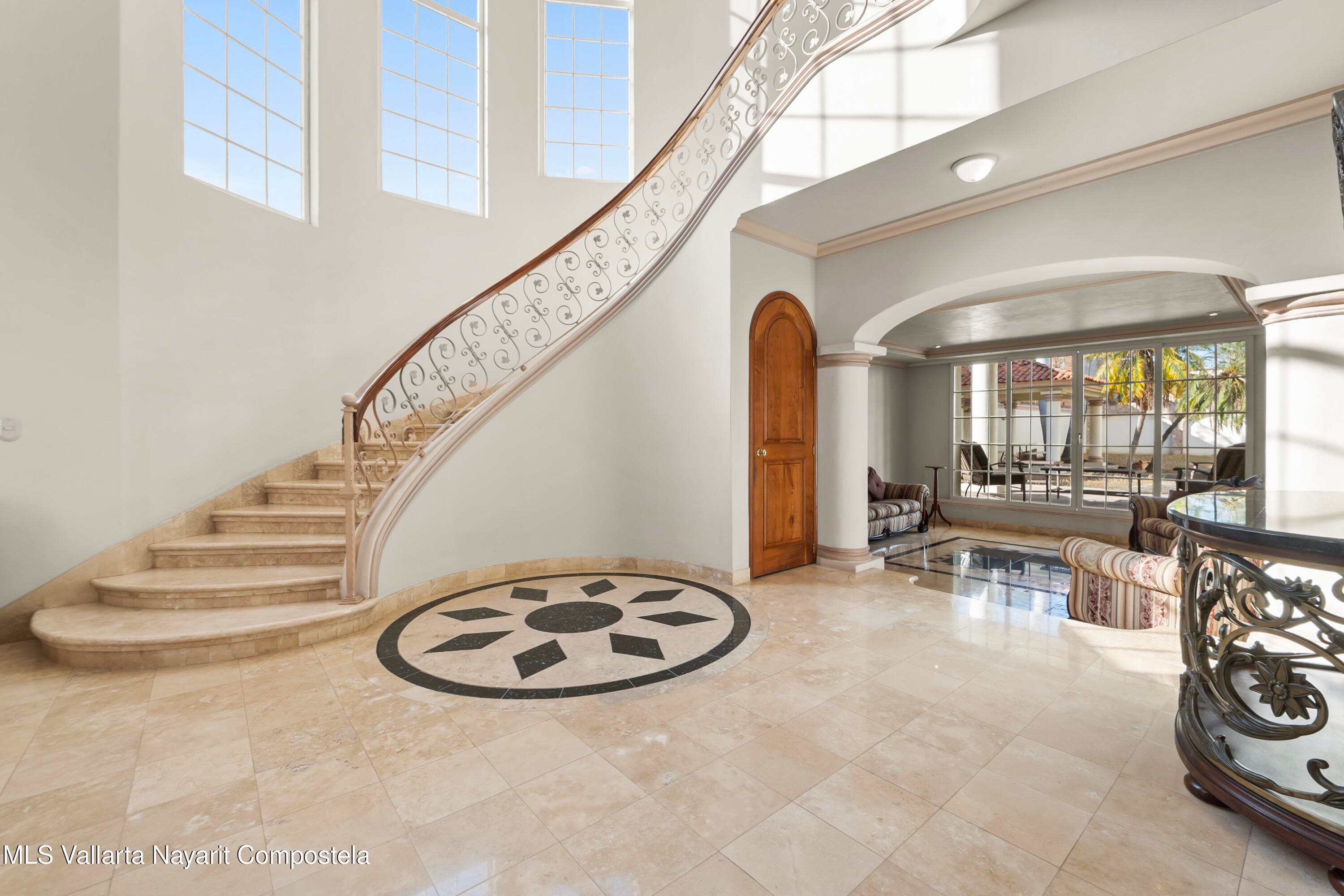351 Palm Spring 7