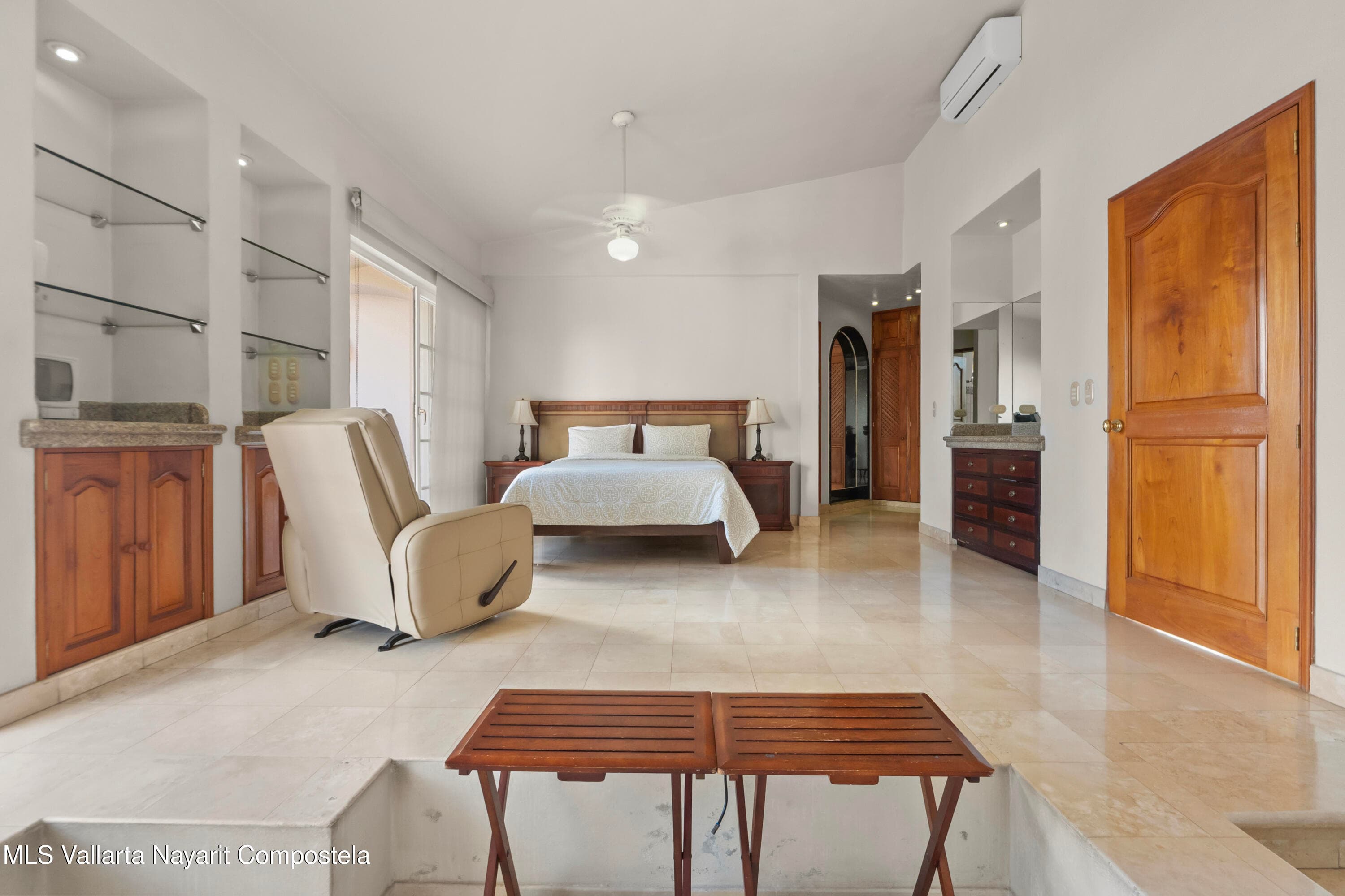 351 Palm Spring 34