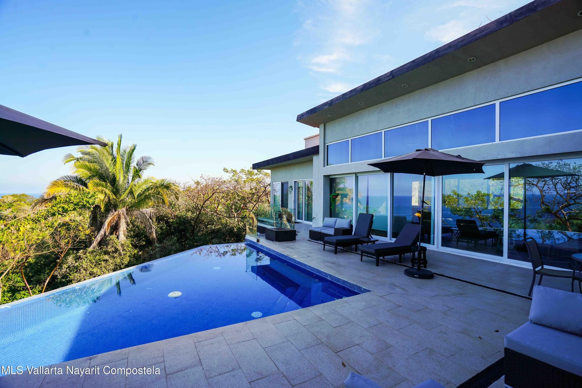 23 Condominio Selva Azul 8