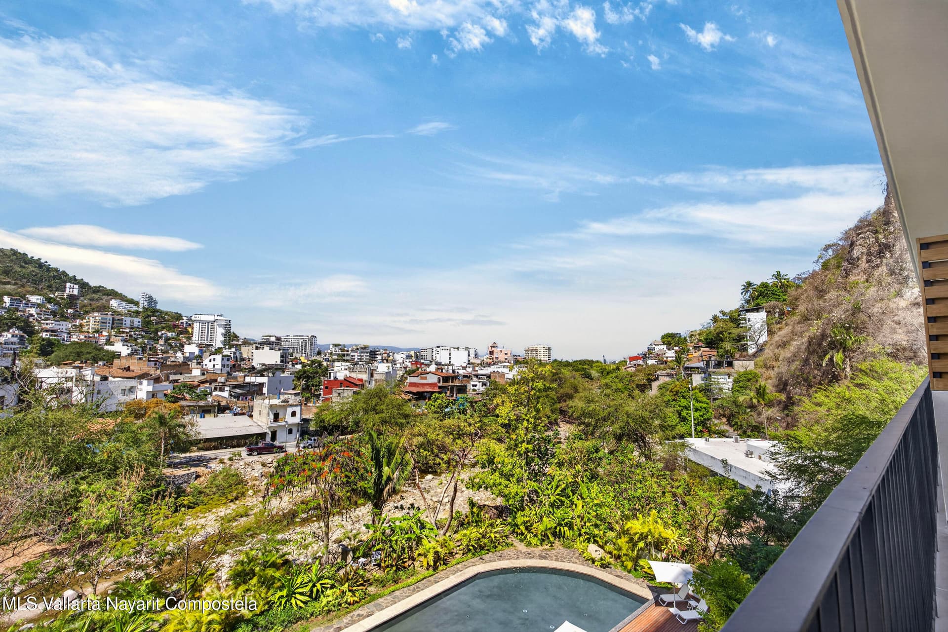 Oasis at Riviera Cuale 3