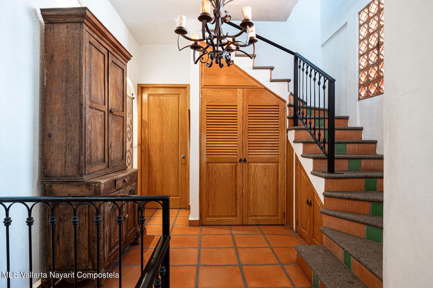 124 Rivera Del Rio 8