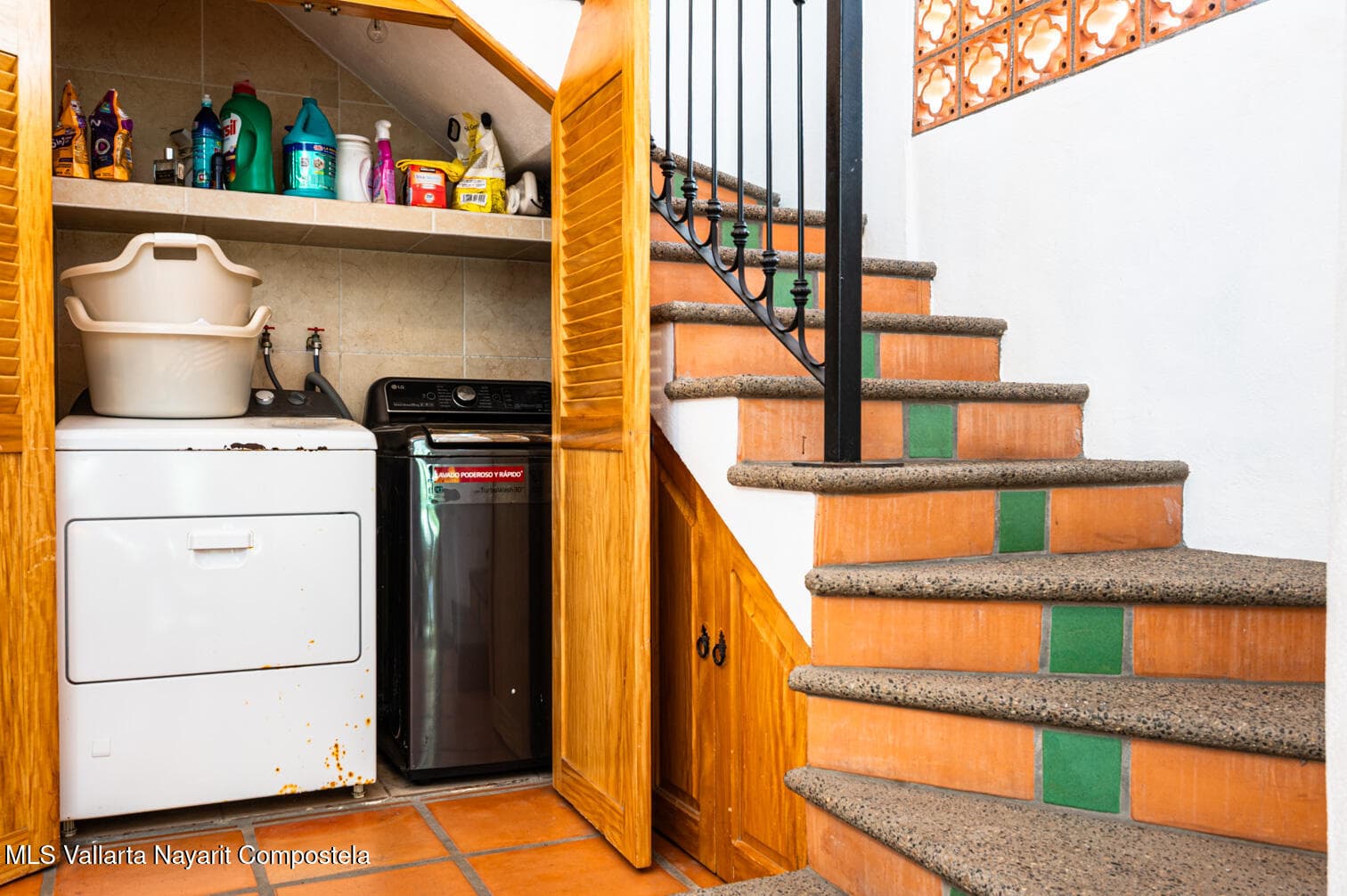 124 Rivera Del Rio 13