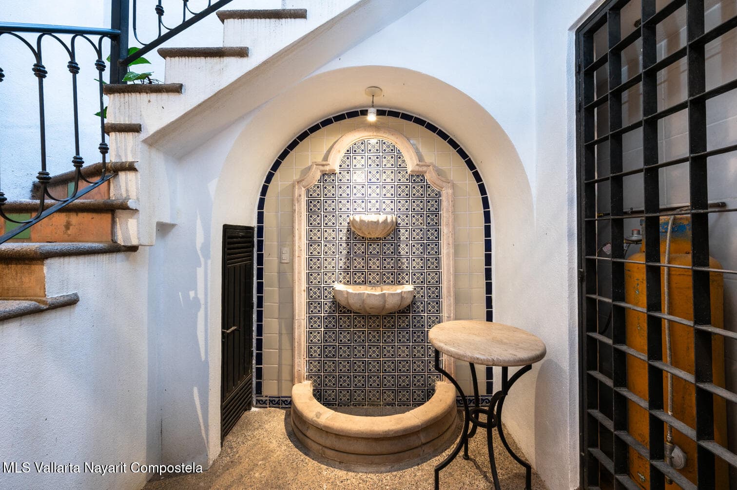 124 Rivera Del Rio 27